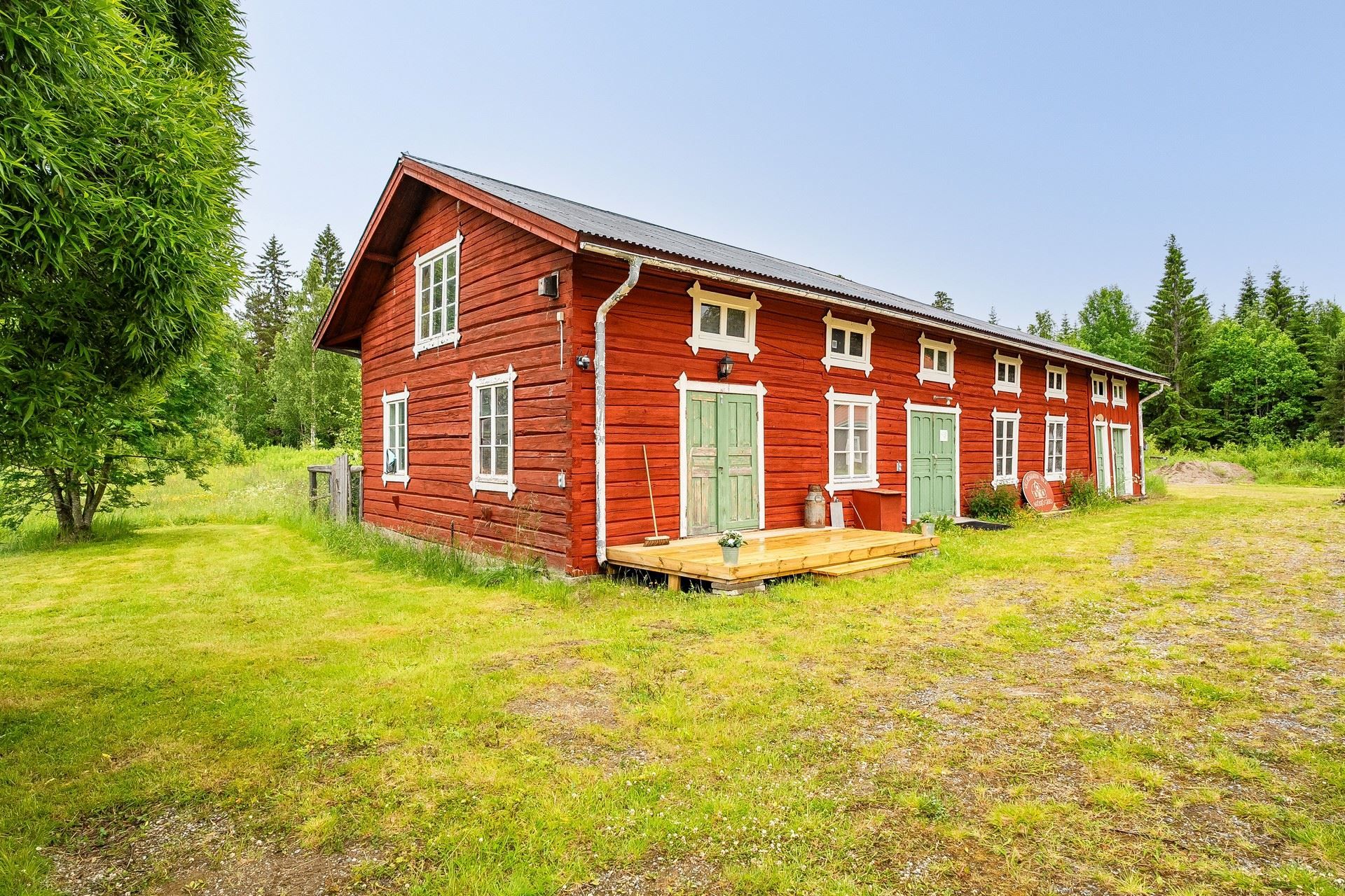 Ladugården/Logen/Bastu