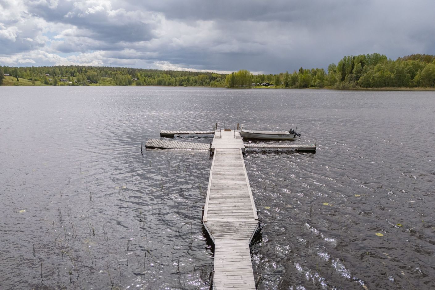 Den samfällda bryggan