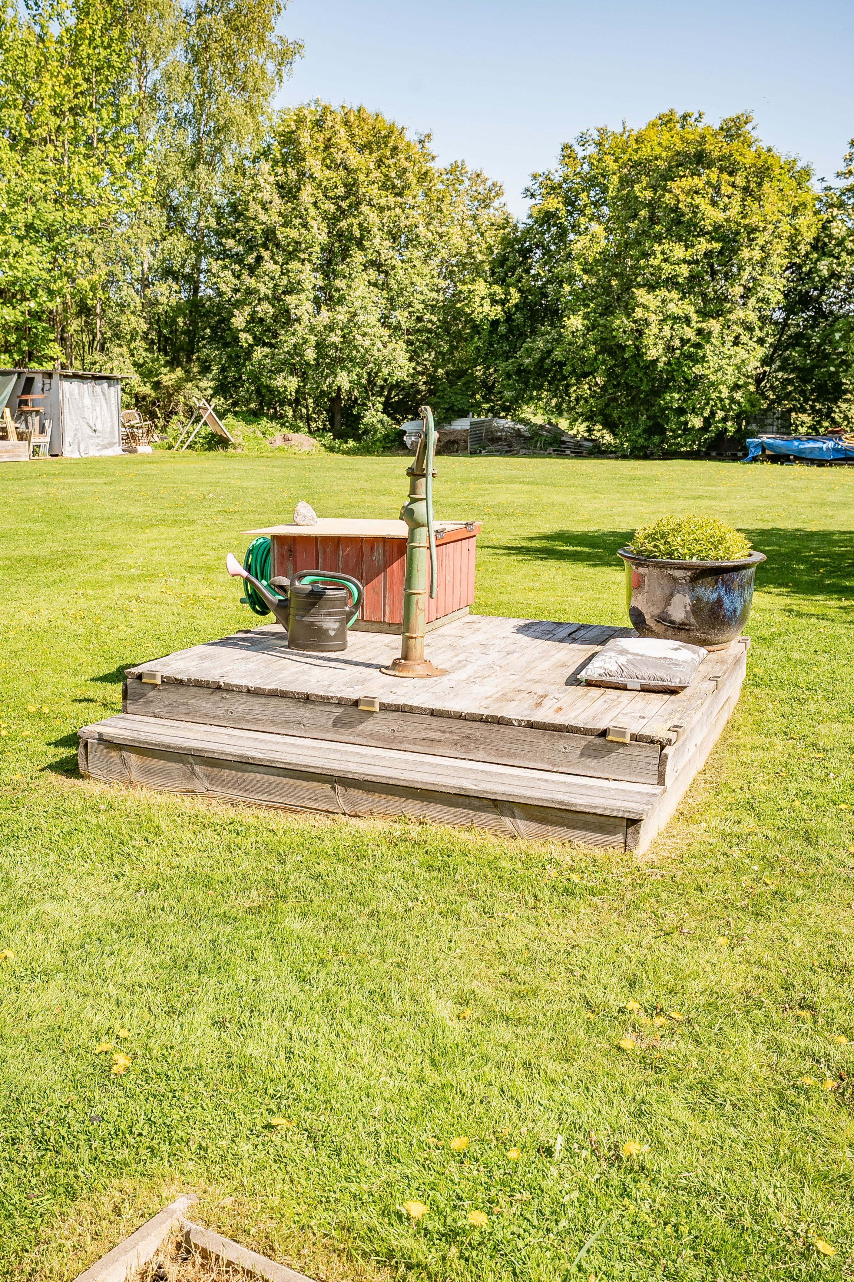 Gårdsbrunnen