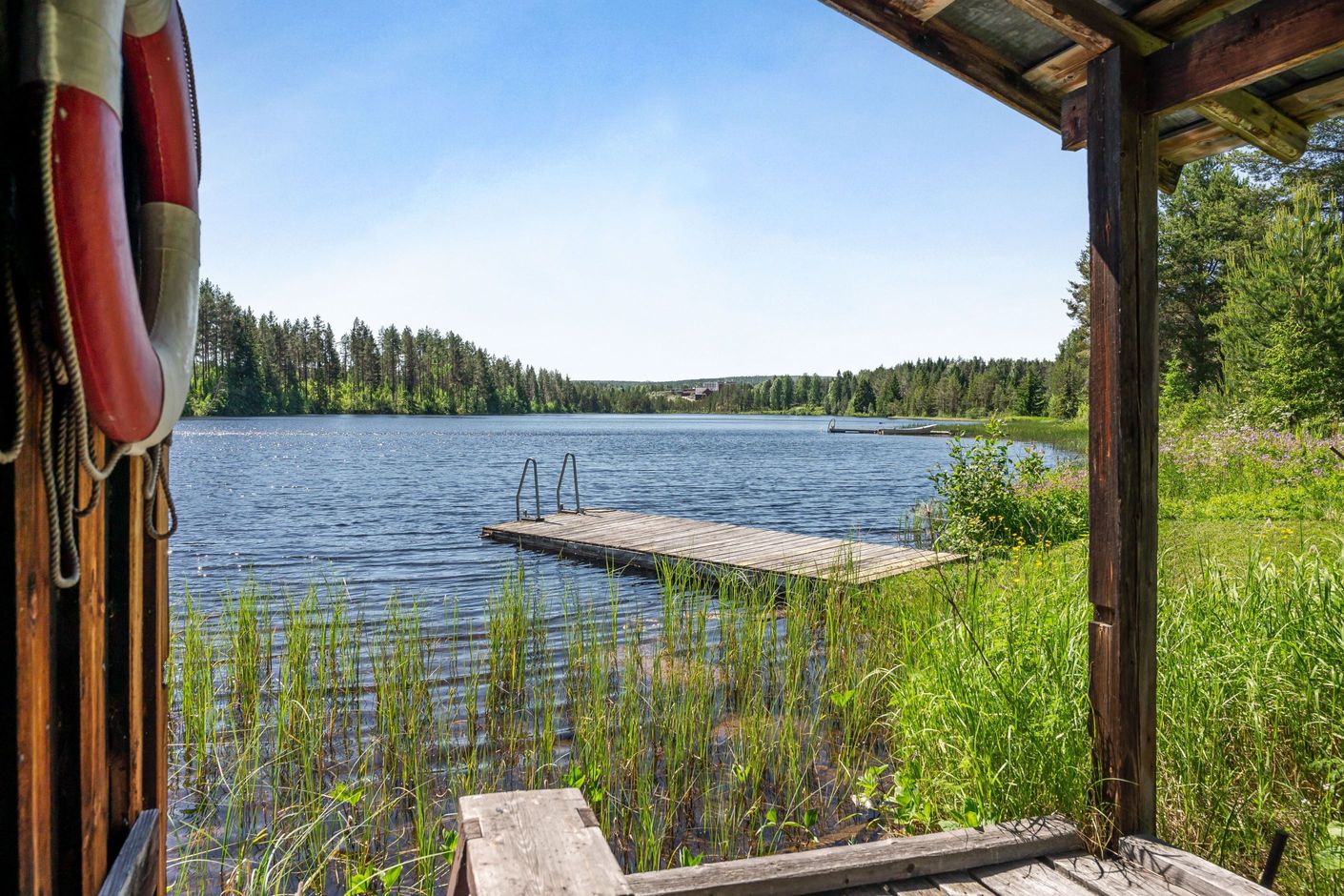 Bryggan från båthuset