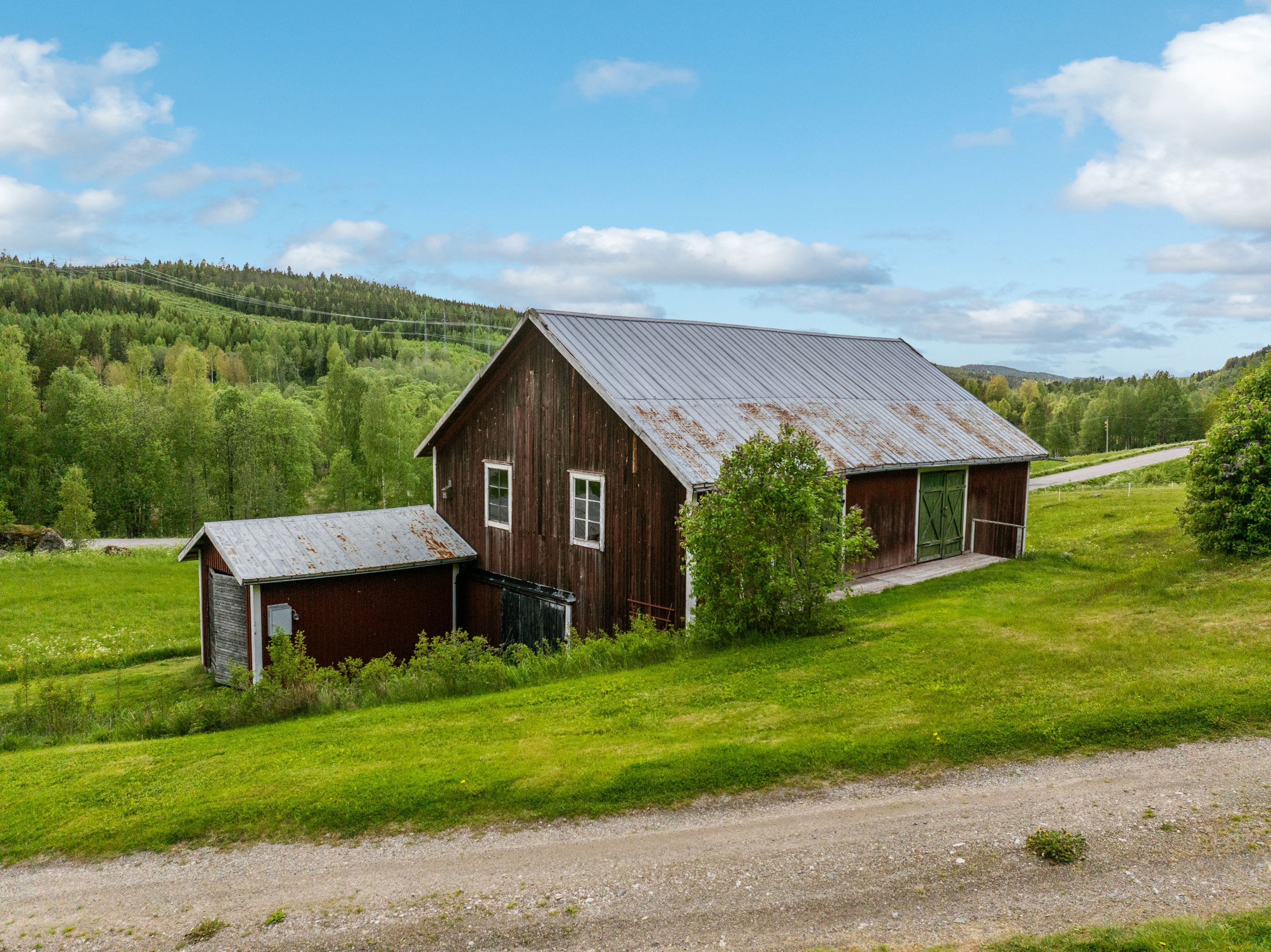 Loge/garage/förråd