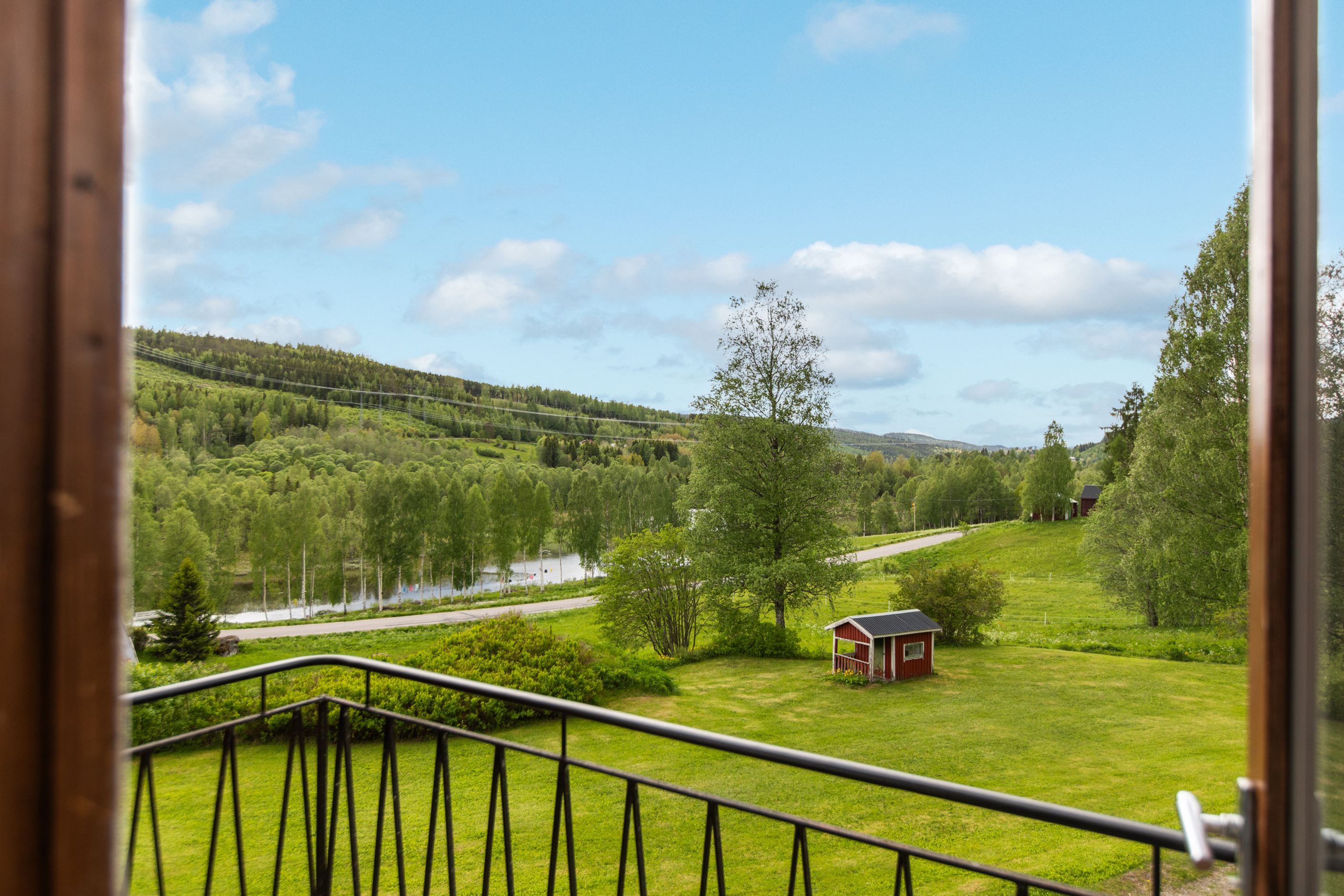 Balkongen med vyn