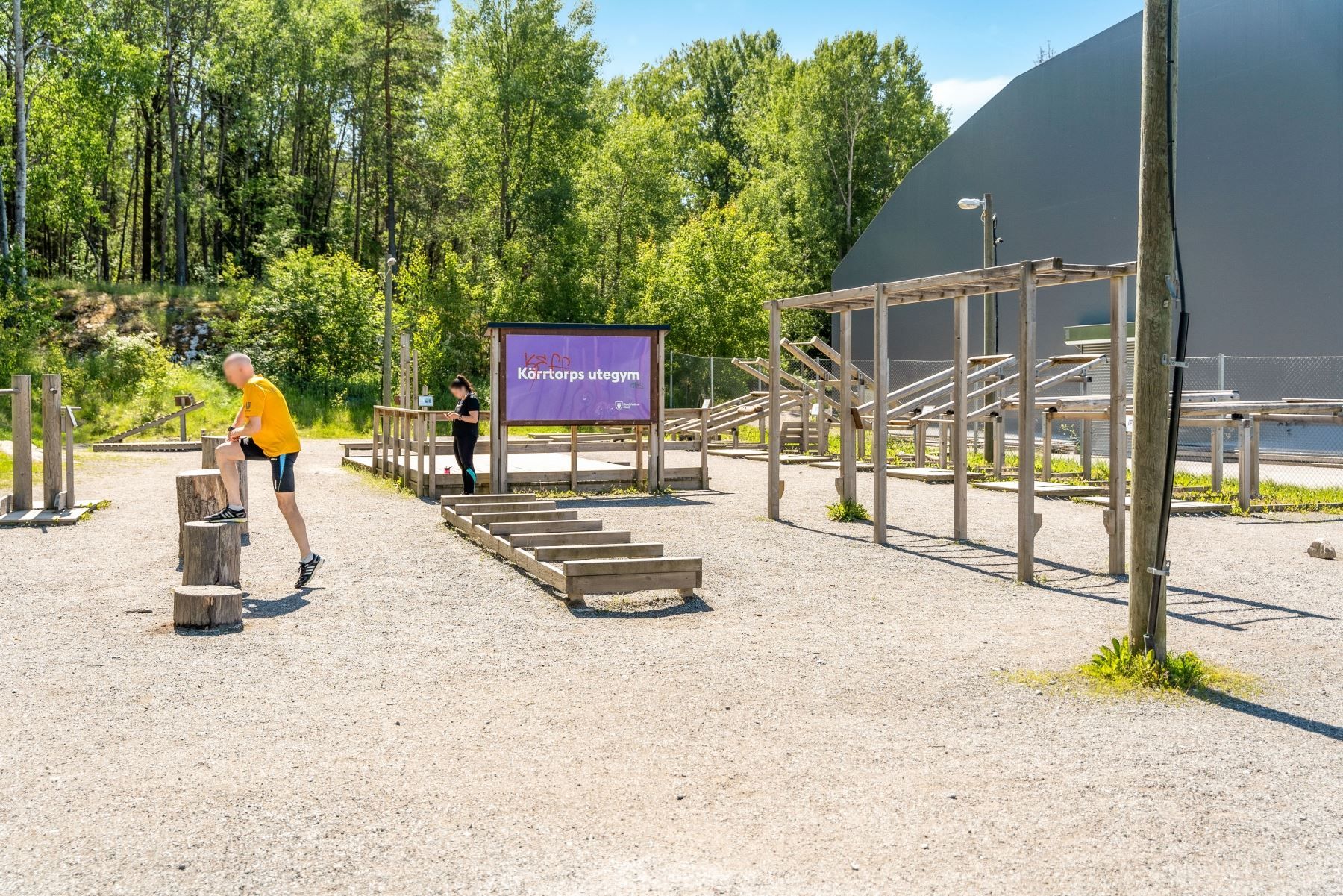 Kärrtorps utegym precis intill Nackareservatet
