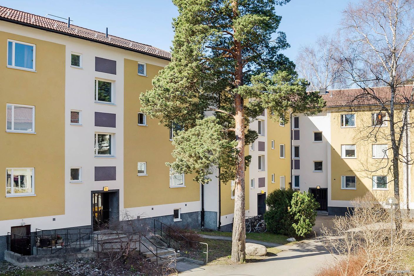 Fasadbild från entrésidan