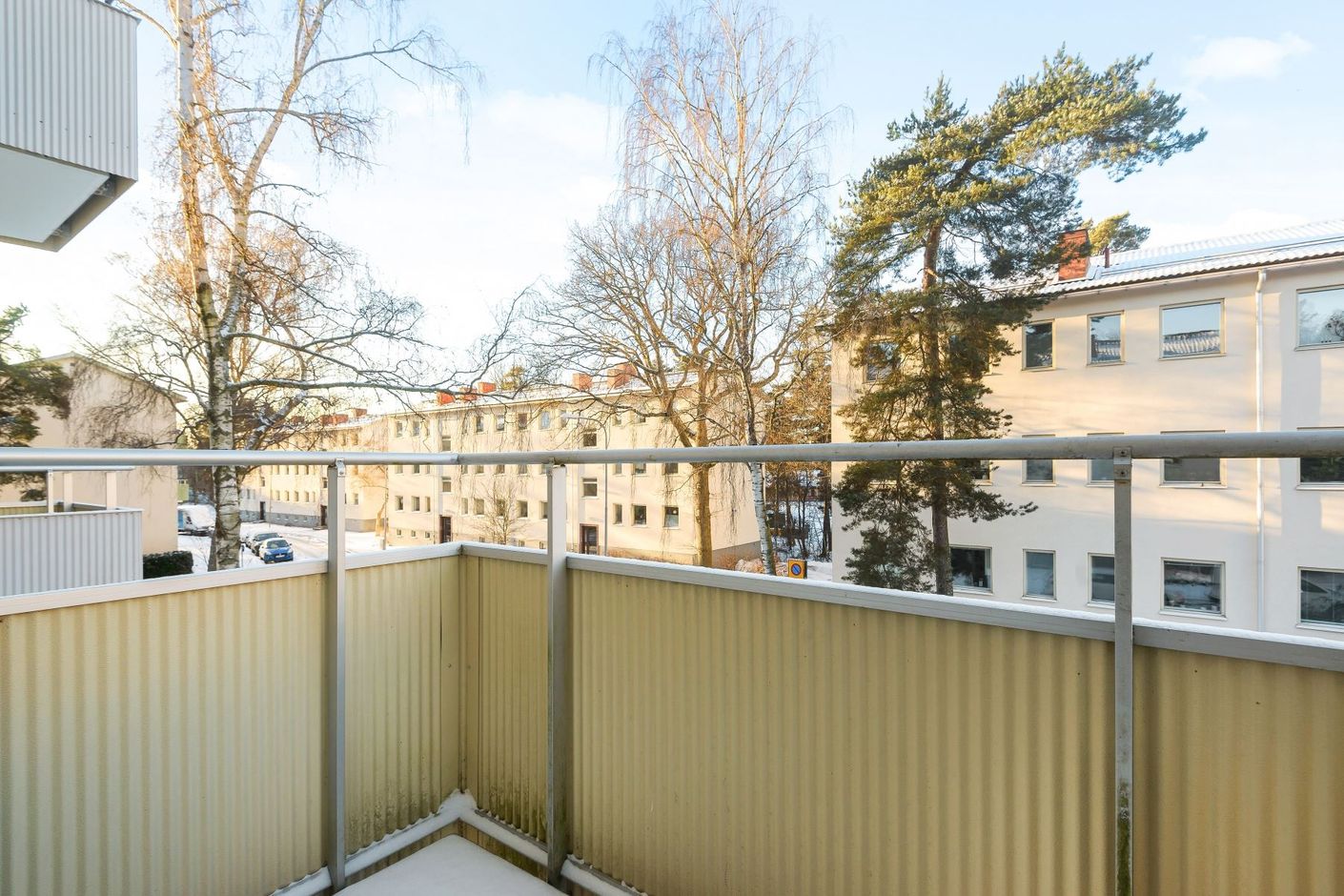 Utsikt från balkongen i västerläge