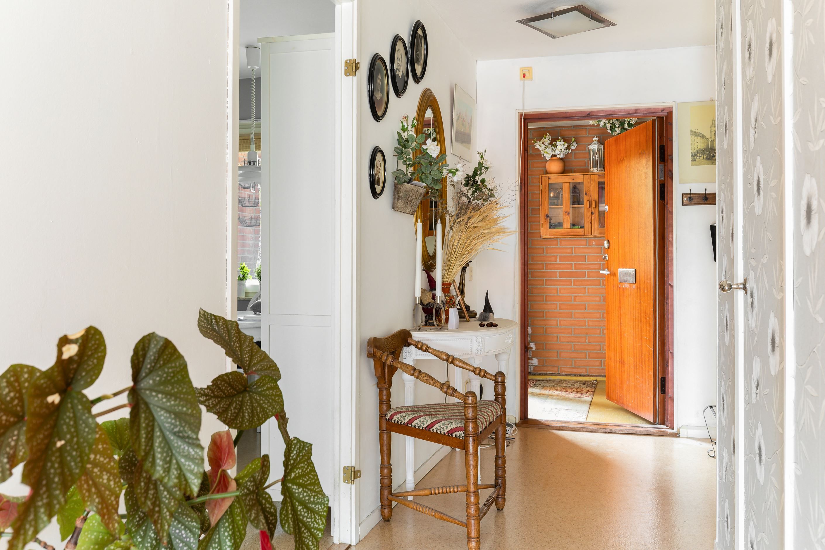 Hall