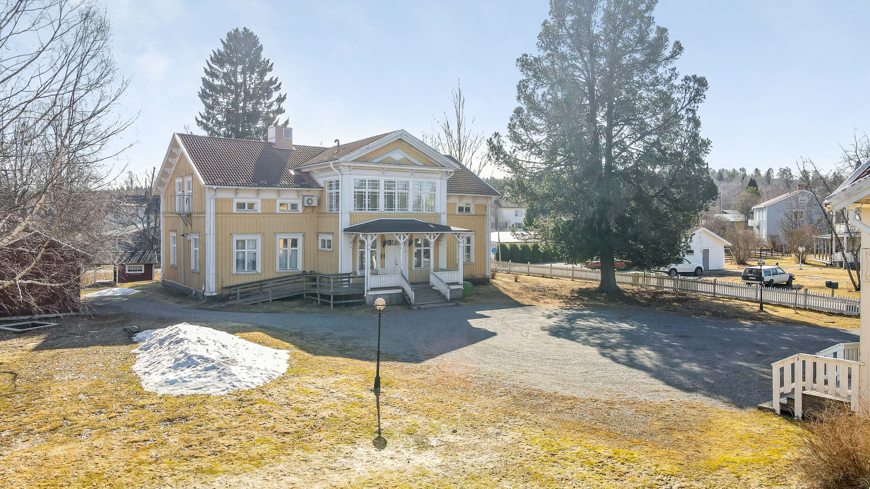 Huvudbyggnad