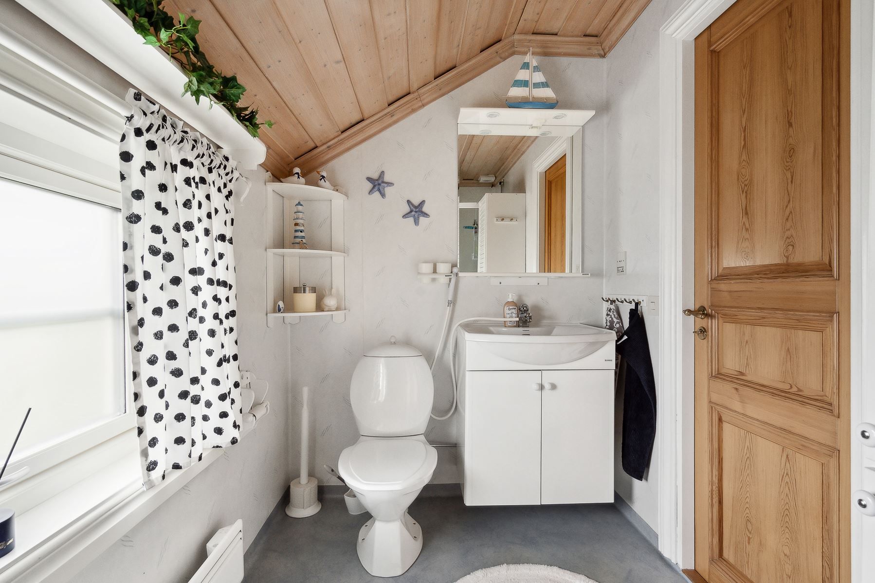 Wc/Dusch - övervåning