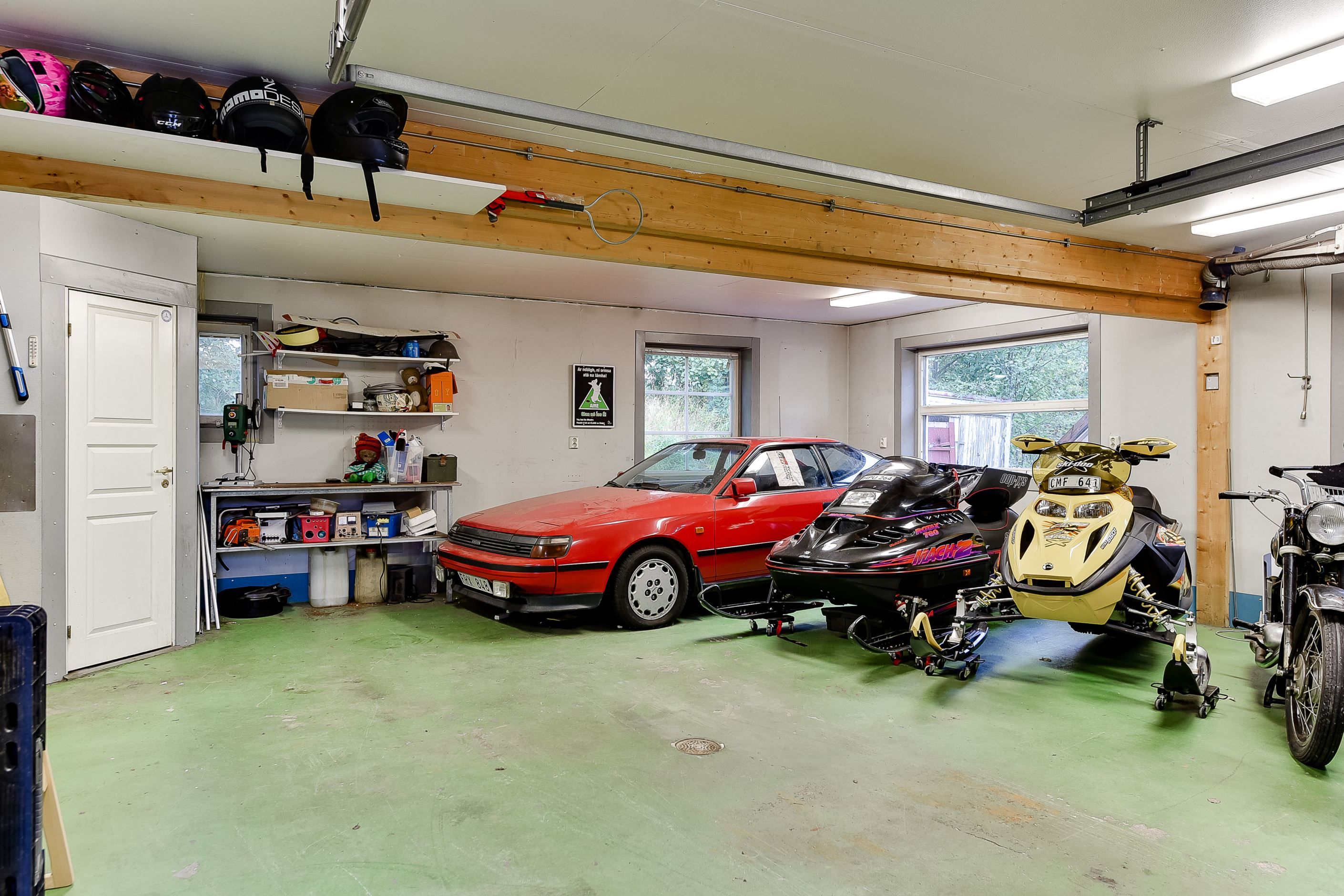 Garage