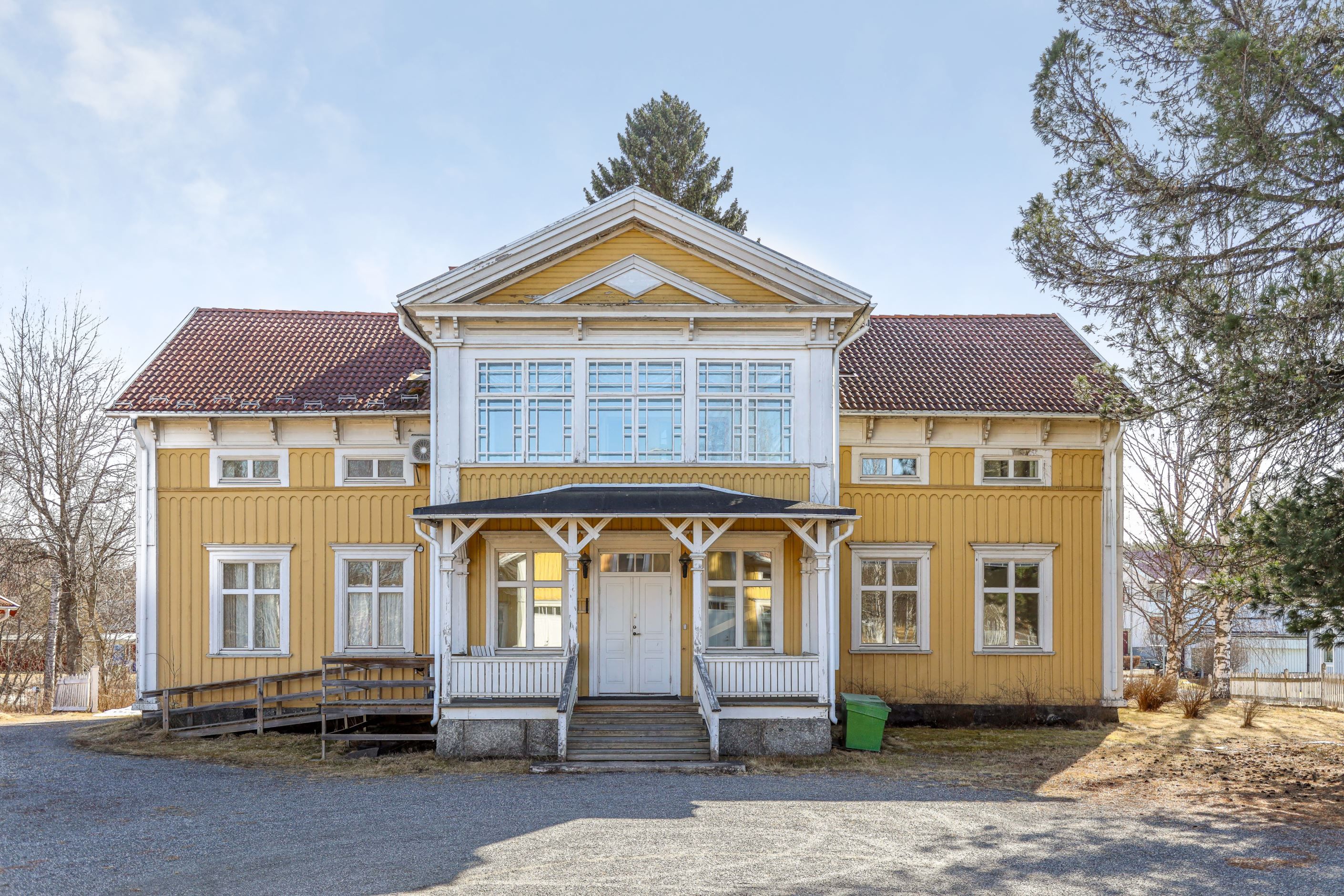Huvudbyggnad