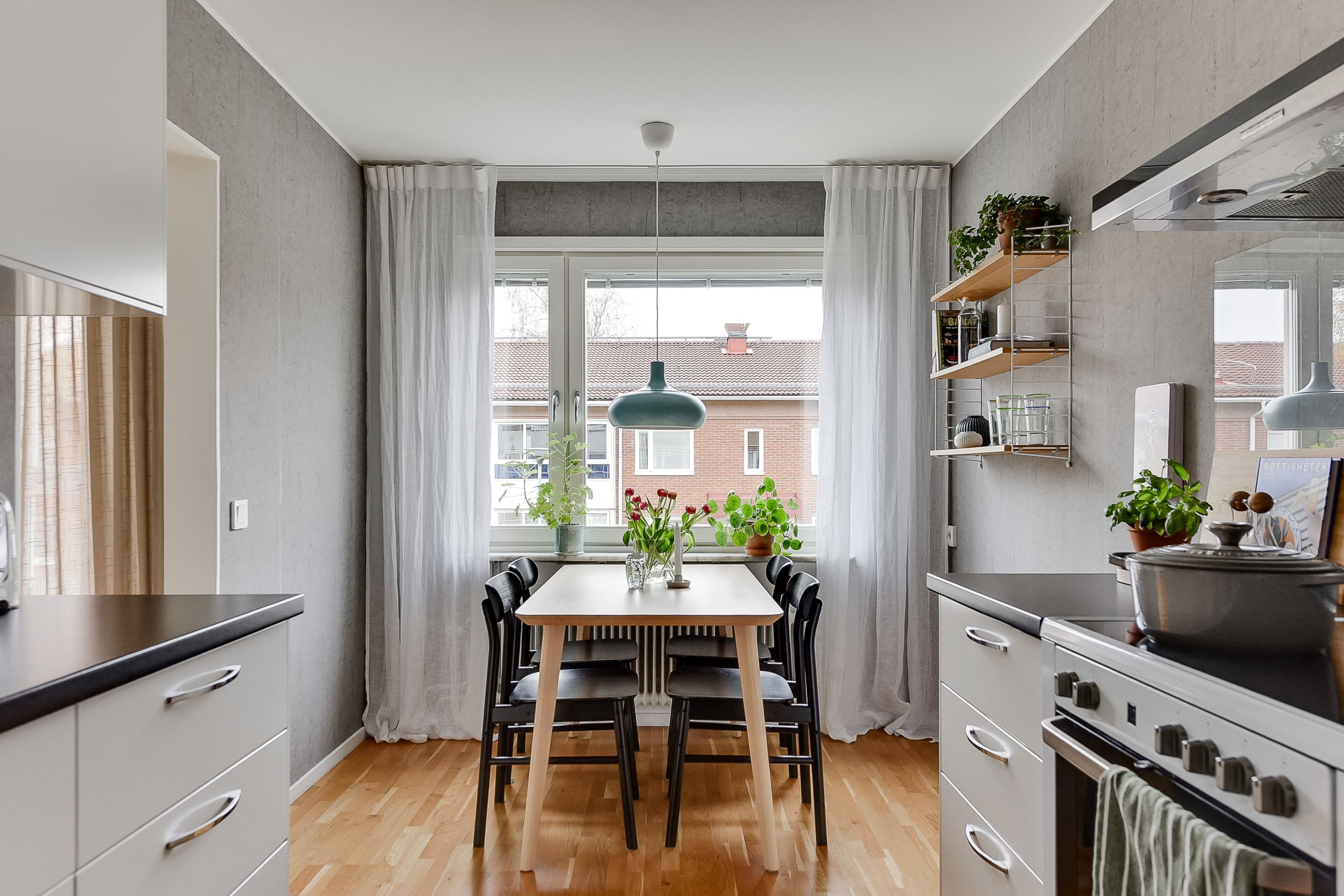 Kök med matplats