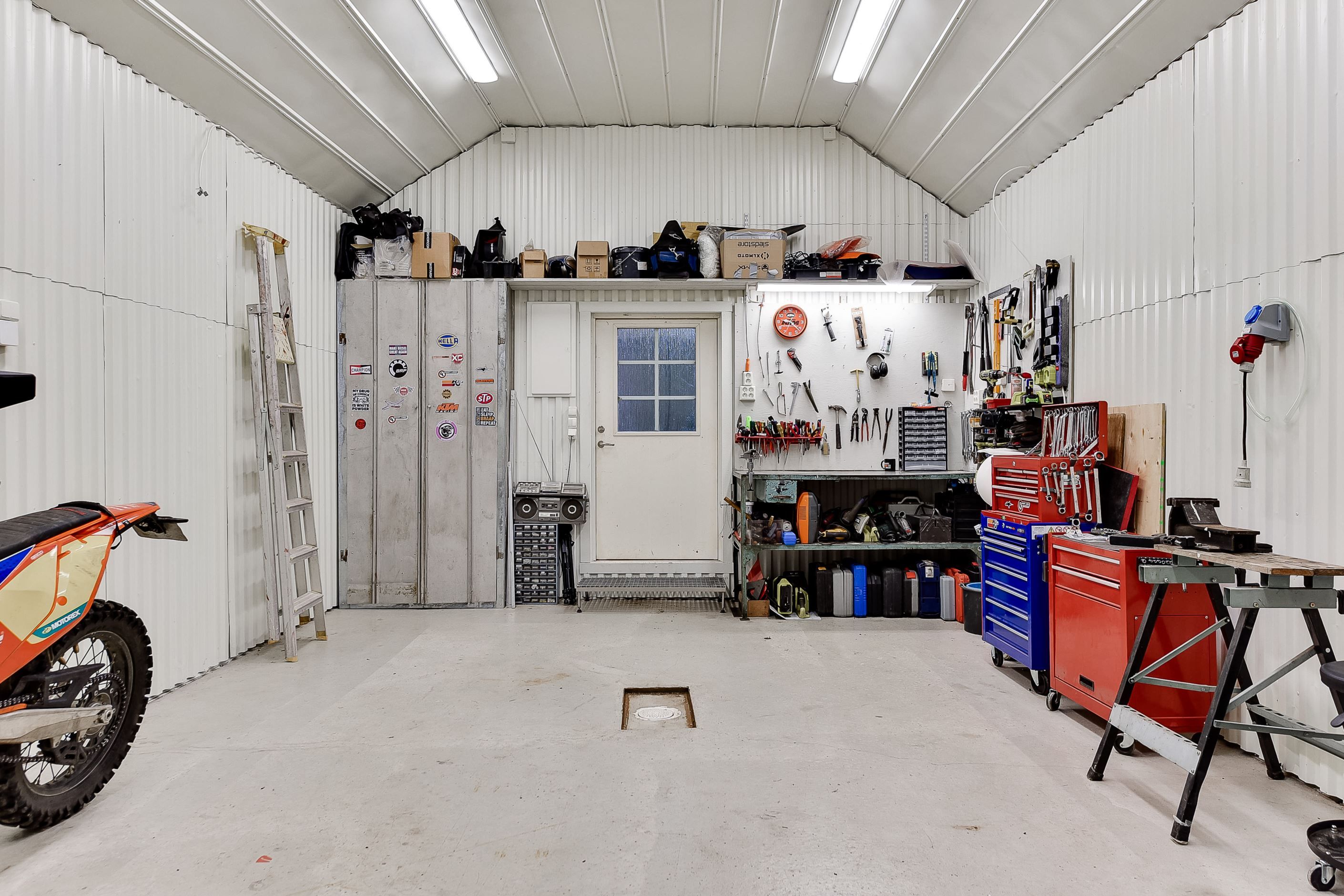 Garage
