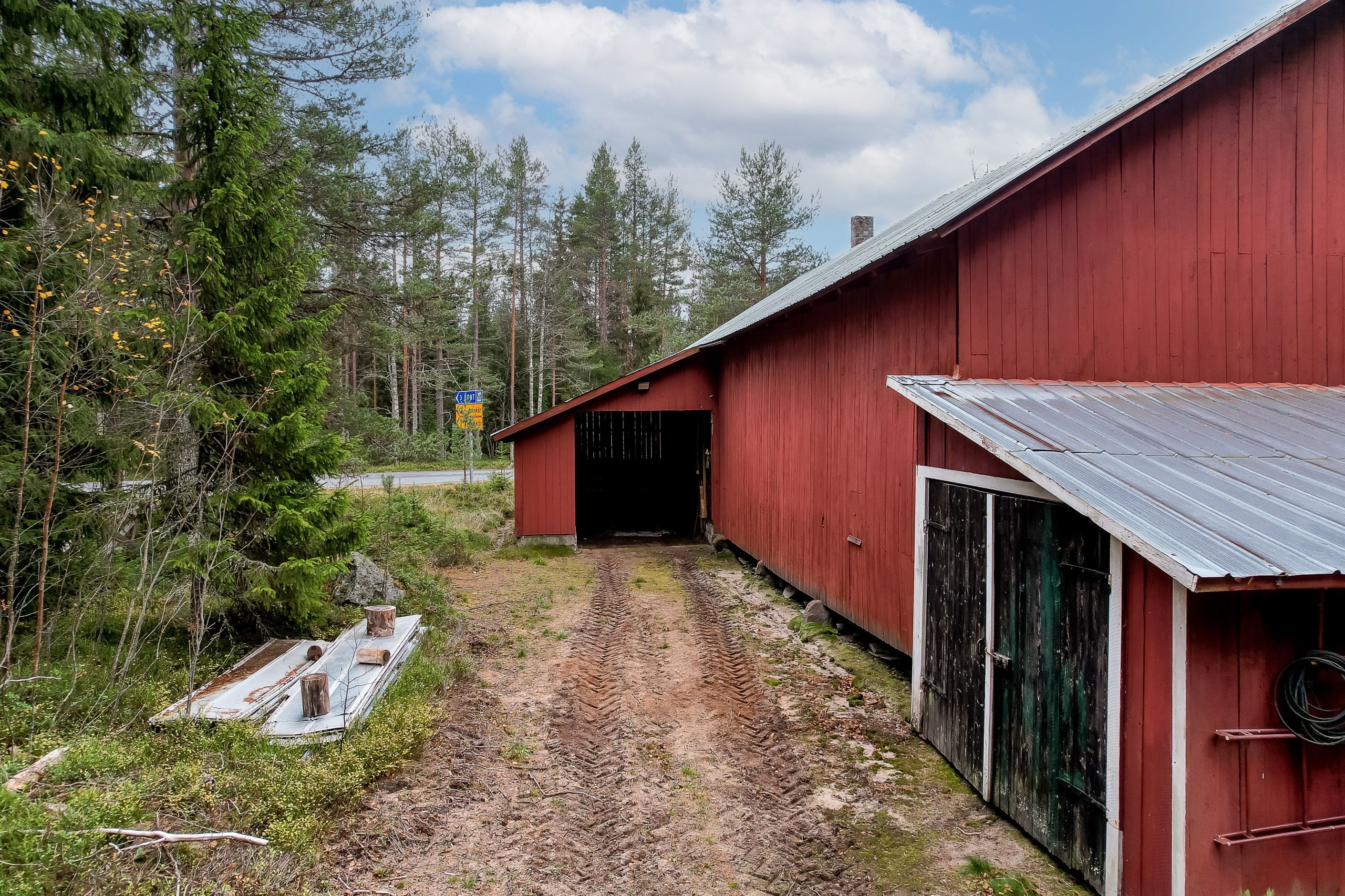 Garage för husvagn mm