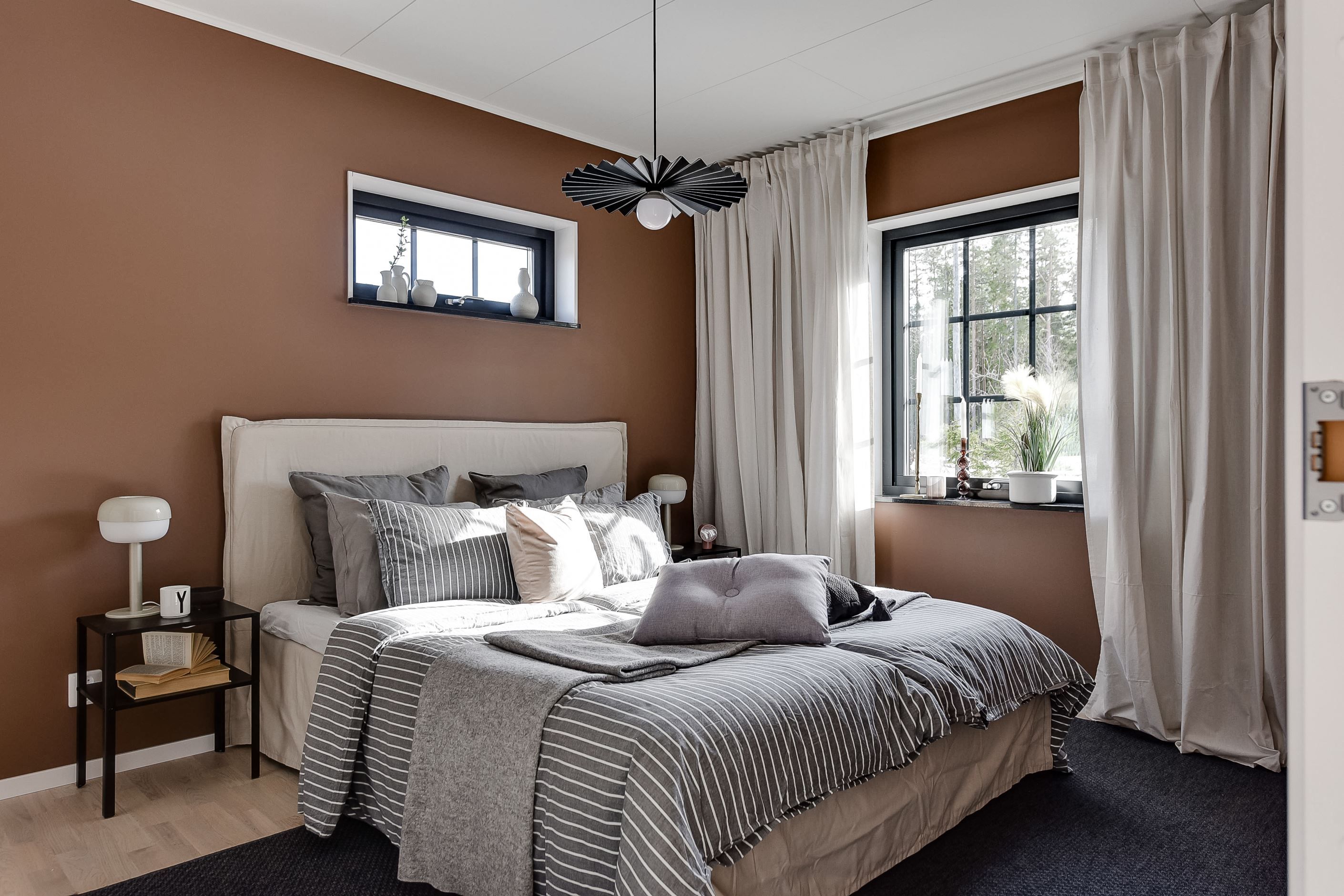 Sovrum 1 med duschrum