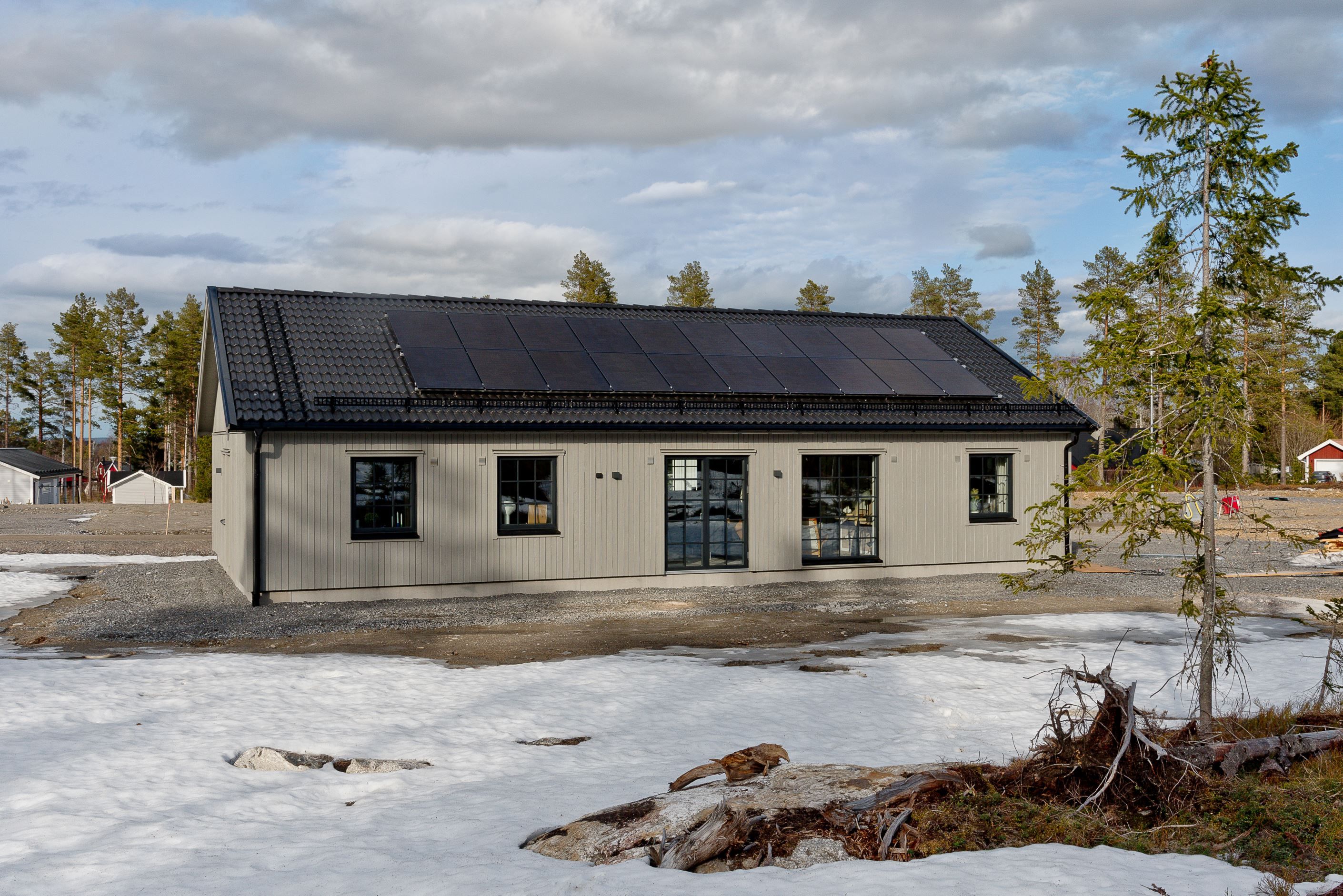 Stöcksjö mor Grethas väg 5 - Baksida