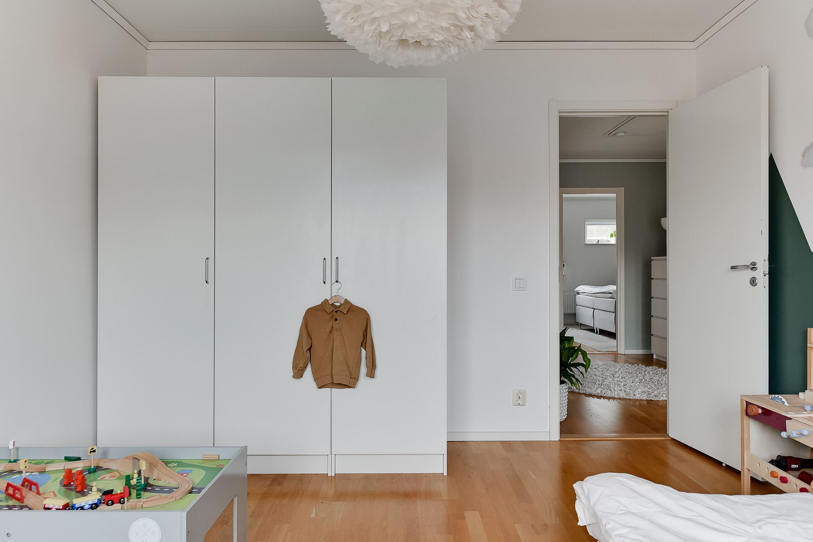 Sovrum 2 - övervåning