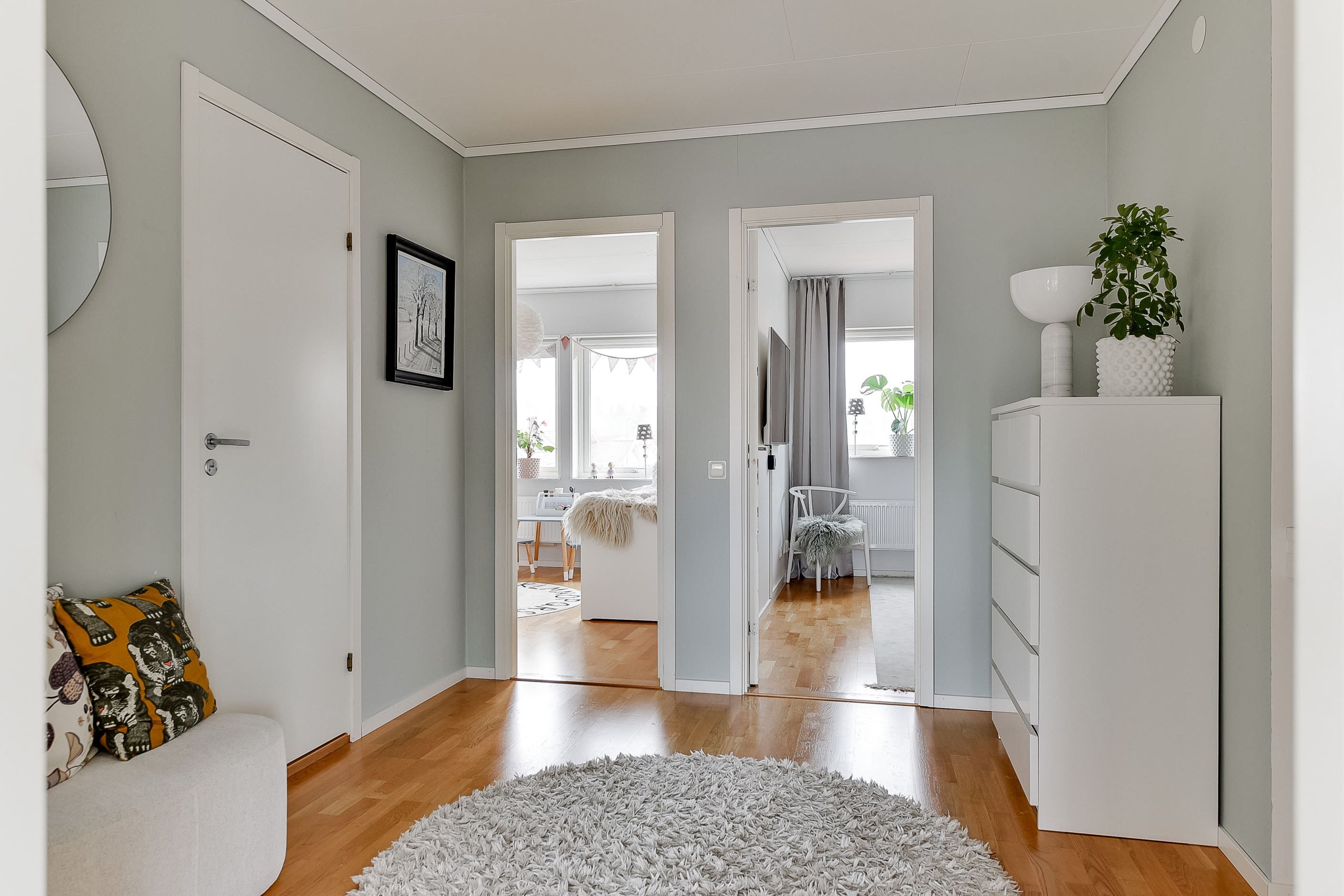 Hall mot Sovrum 3 och Sovrum 4 - övervåning