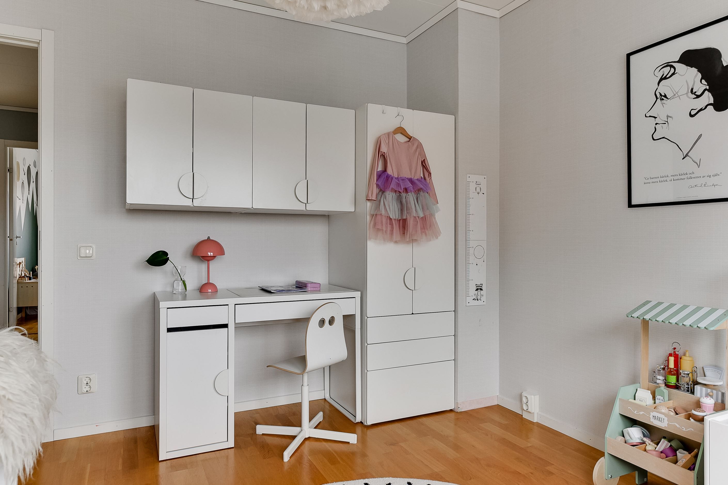 Sovrum 3 - övervåning