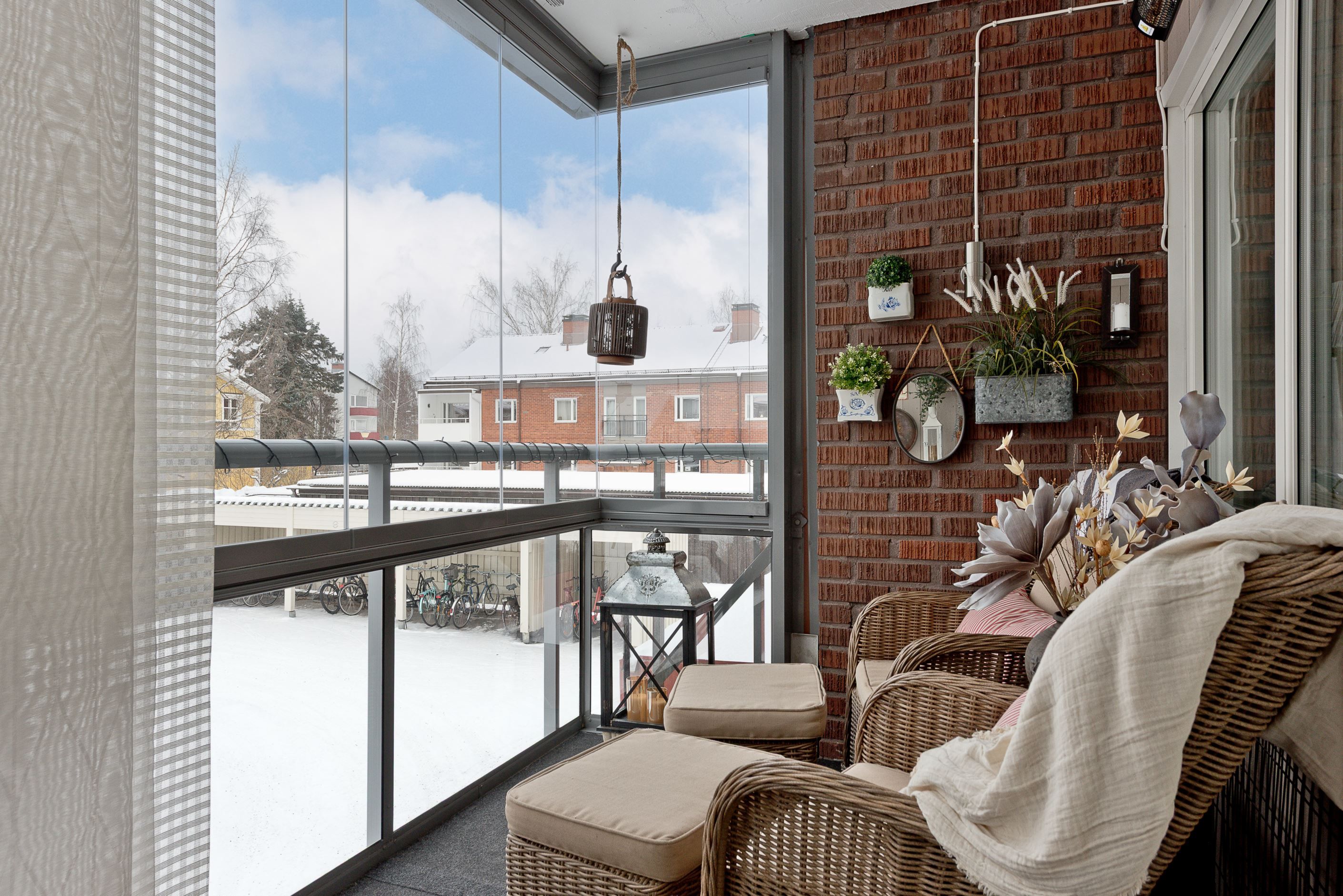 Inglasad balkong - västerläge