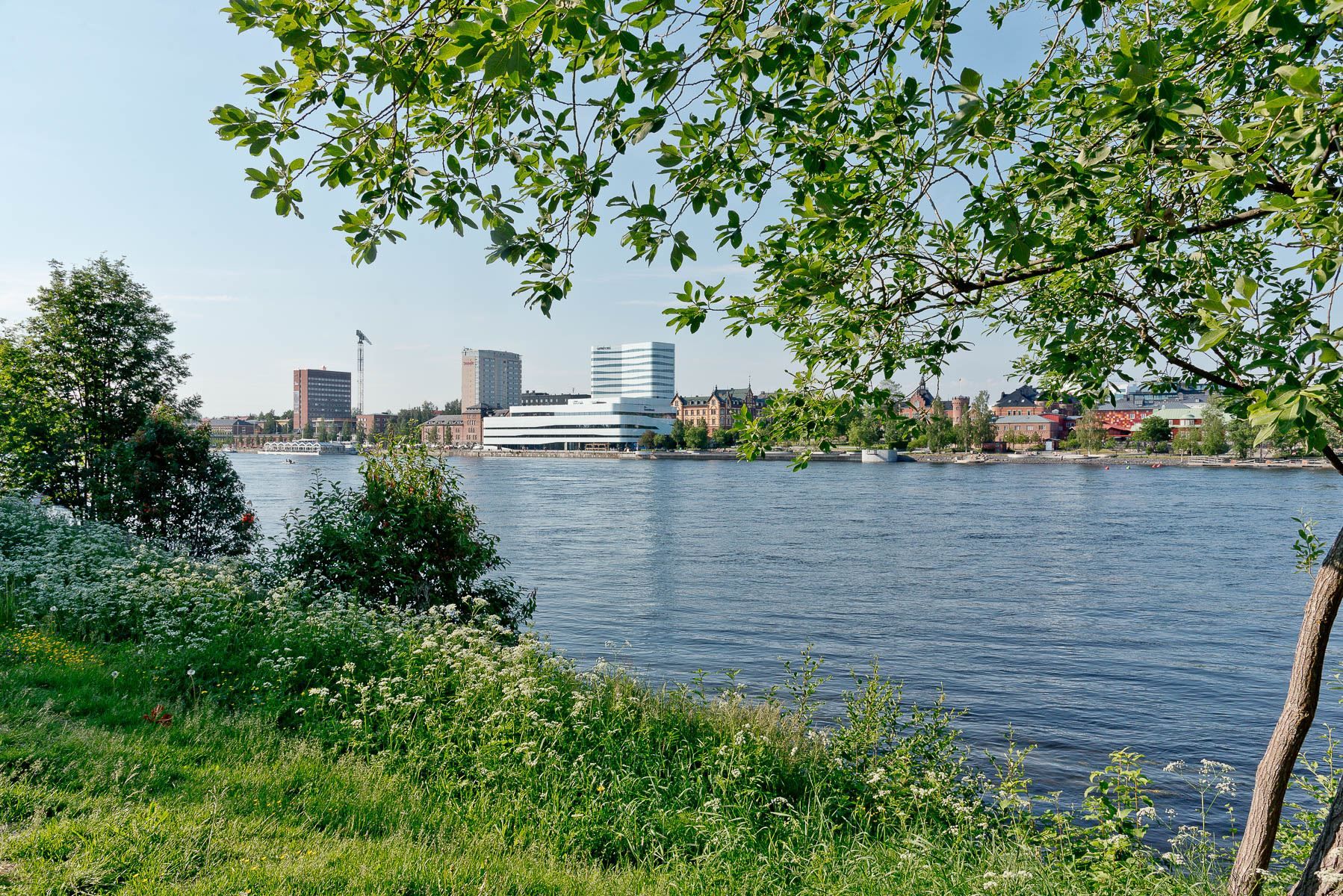 Områdesbild vid Umeälven