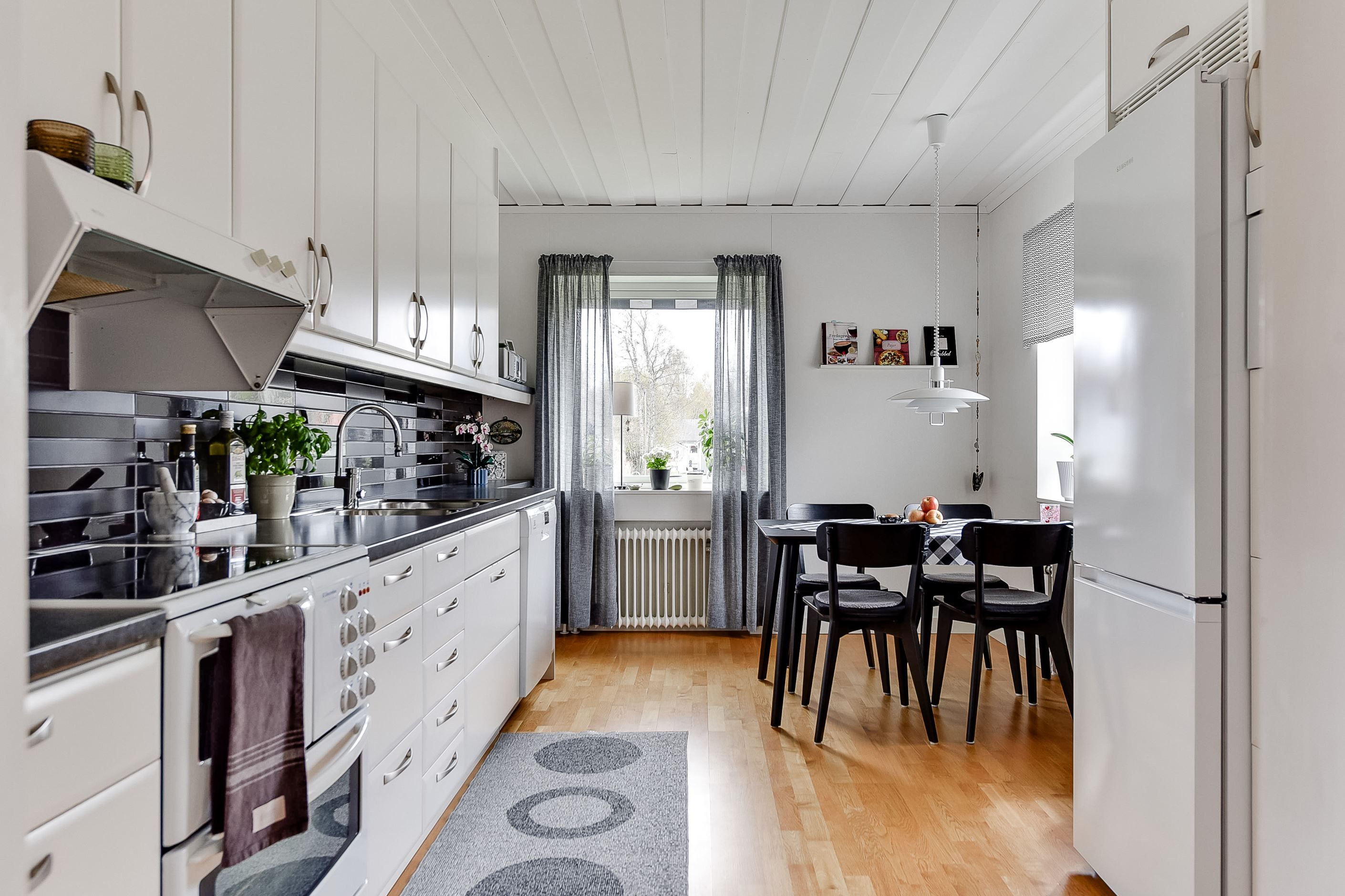 Kök med matplats