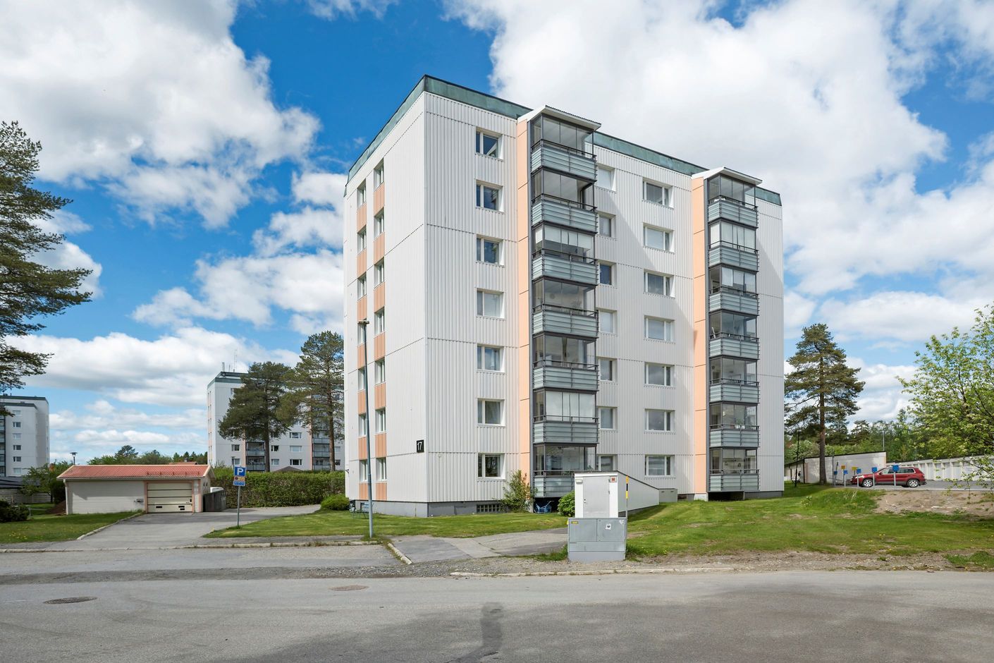 5:e våningen i ett lugnt område