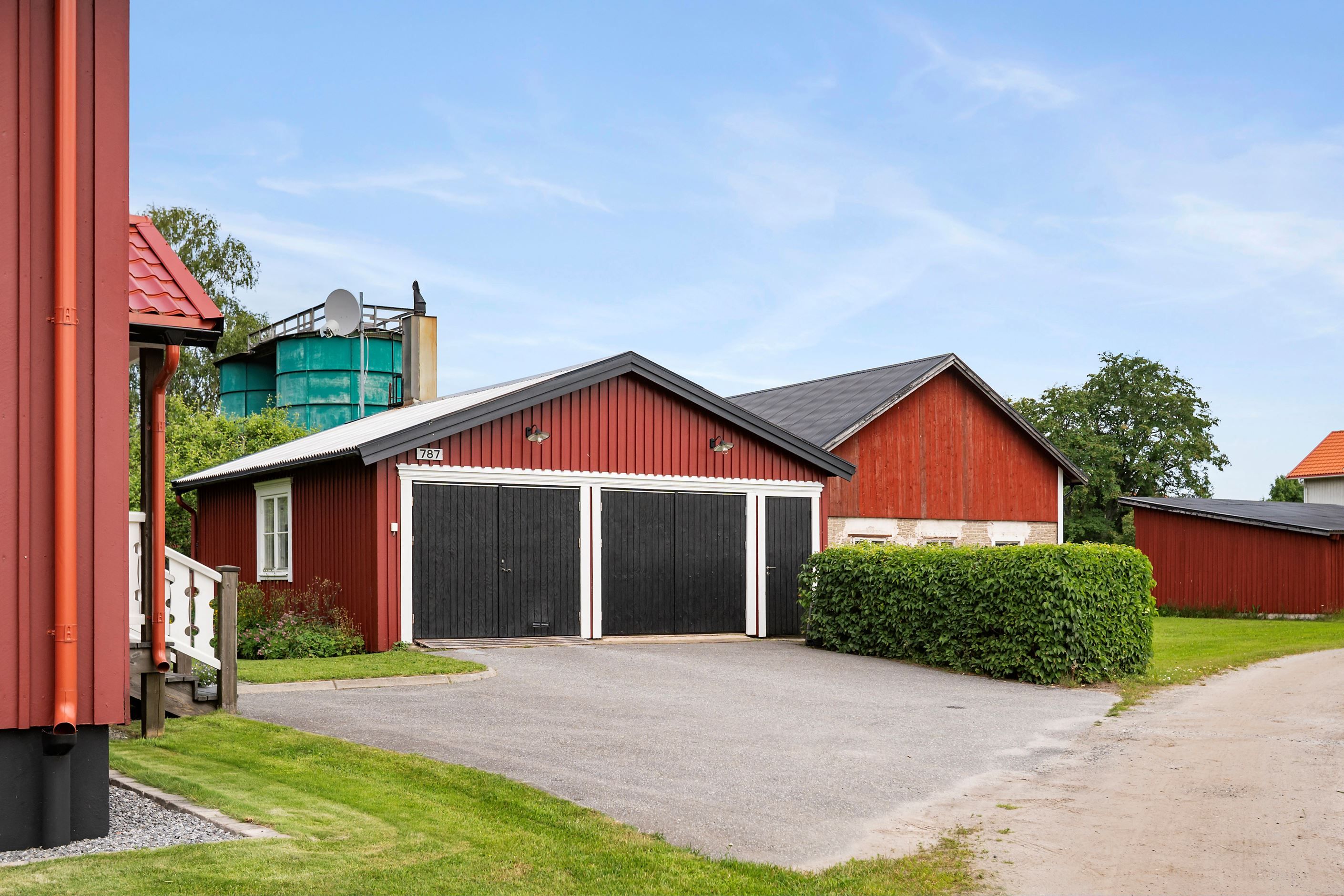 Varmbonat Garage