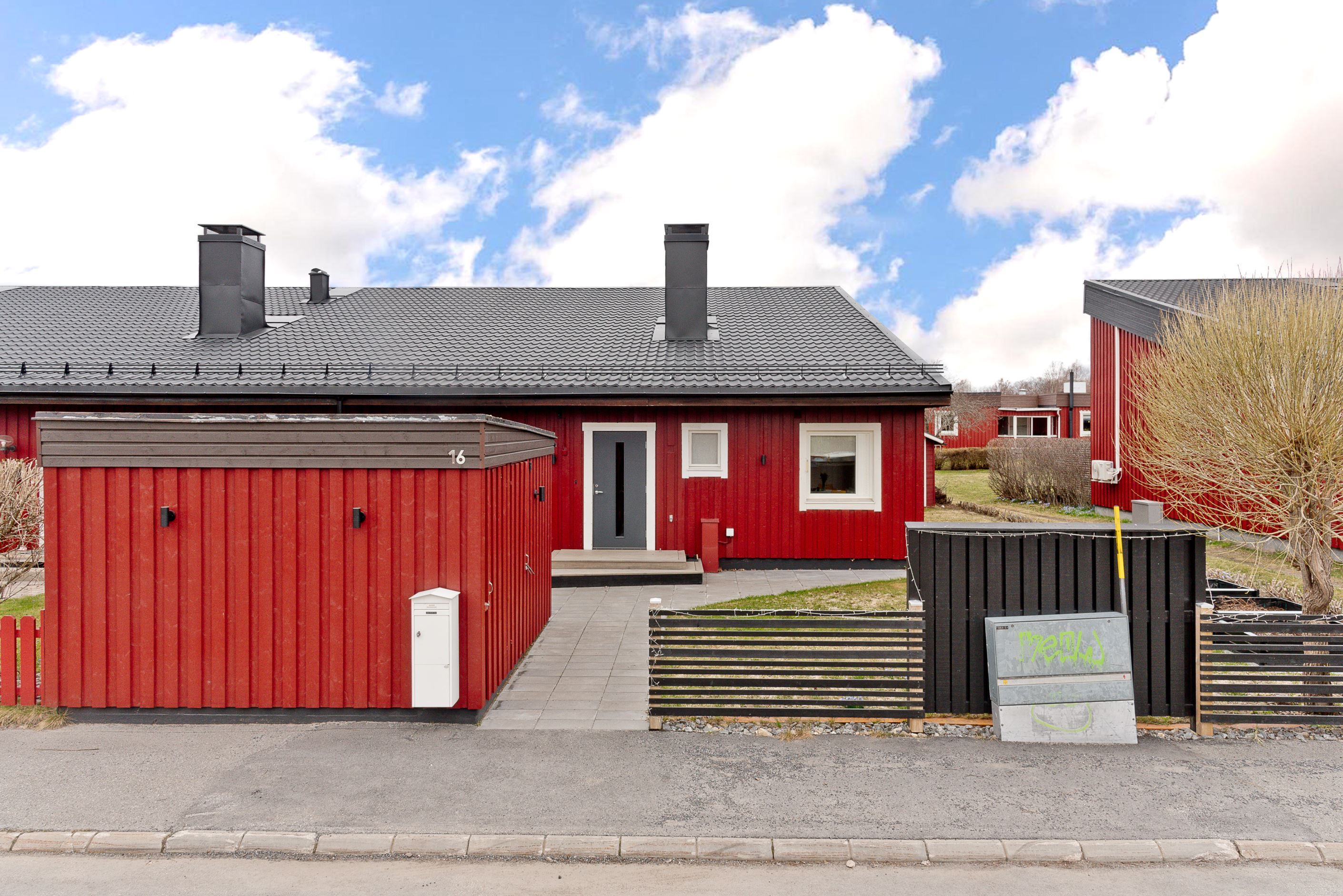Bryngelsvägen 16 - Framsida