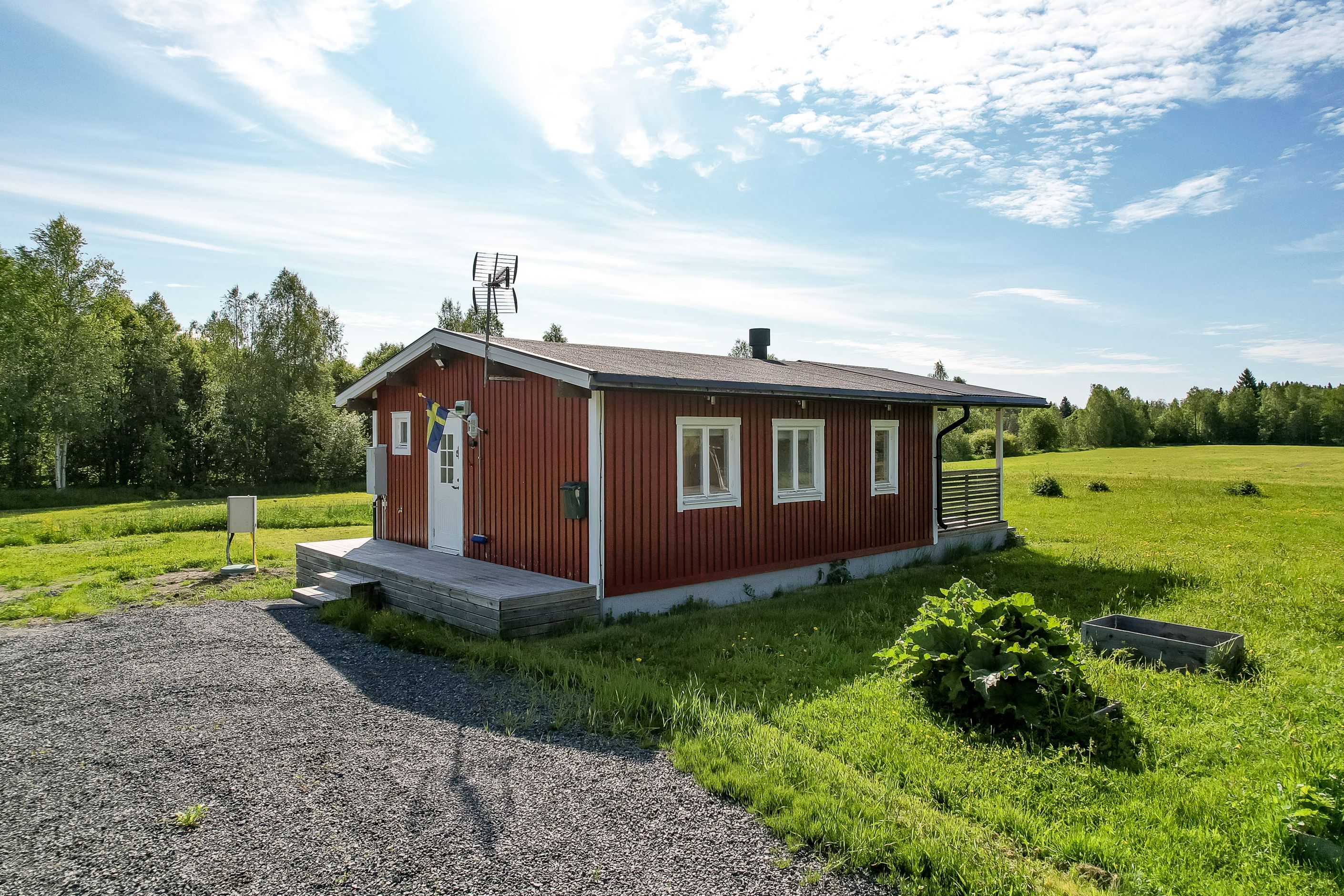 Gästhus med uteplats