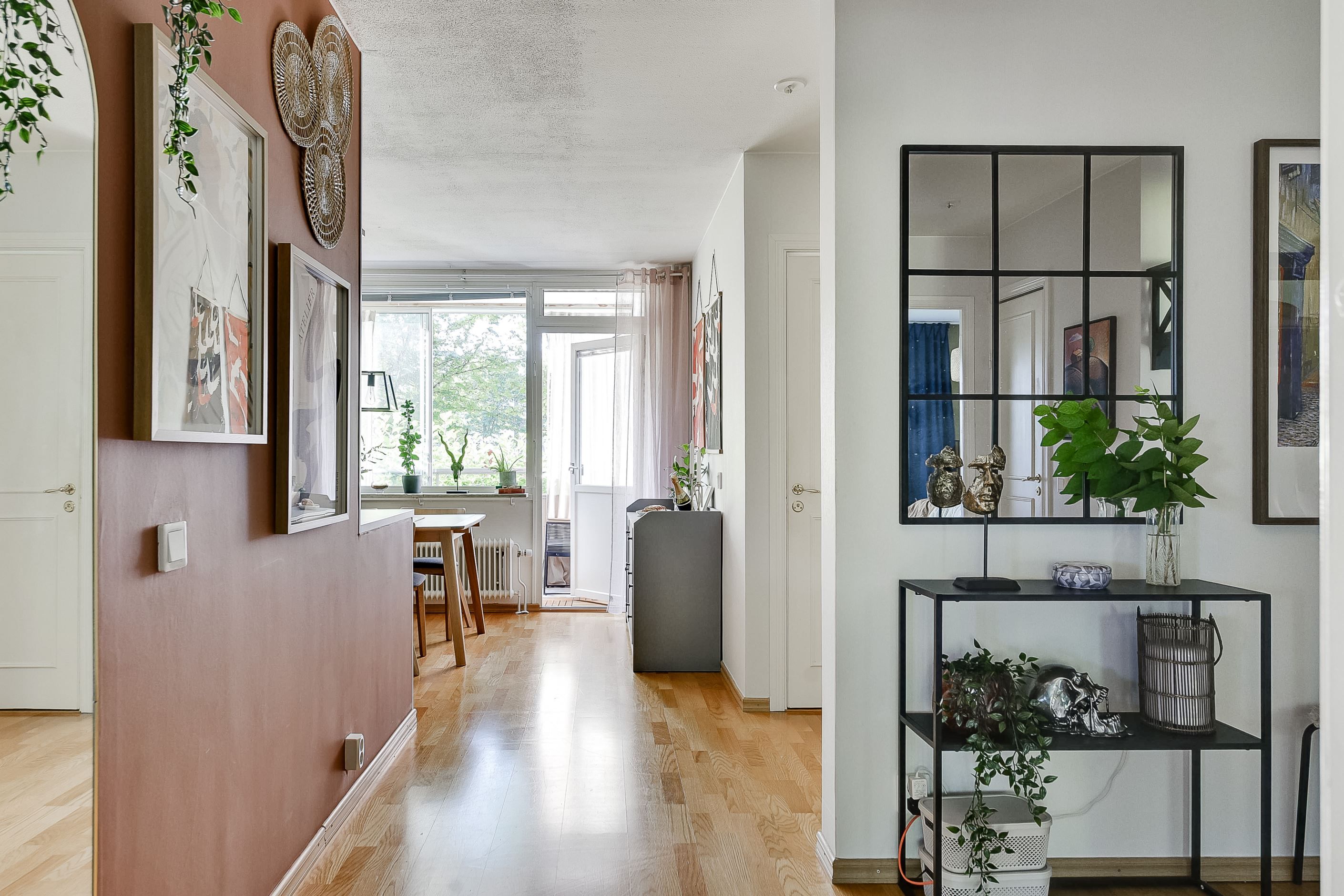 Inre hall