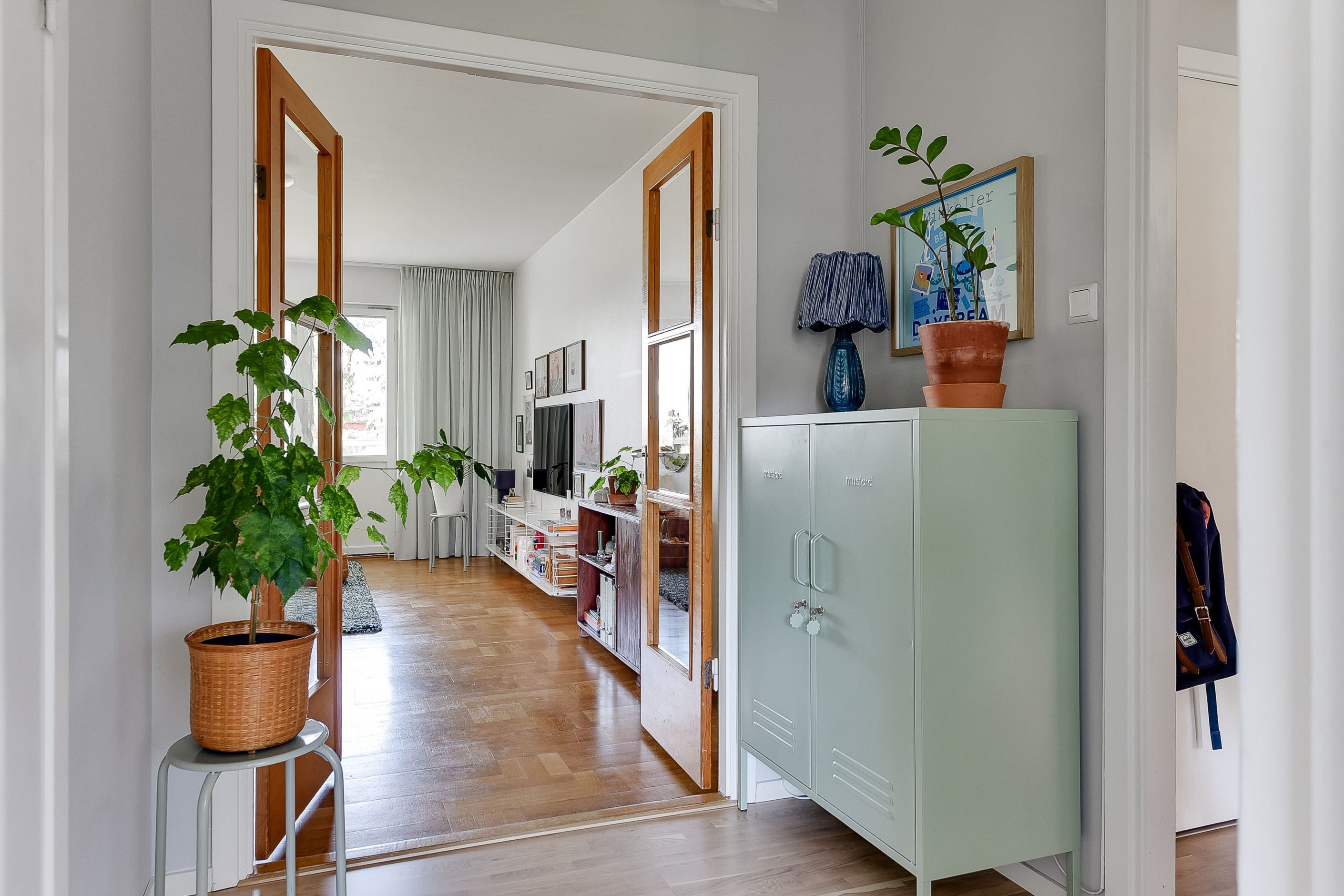 Inre hall
