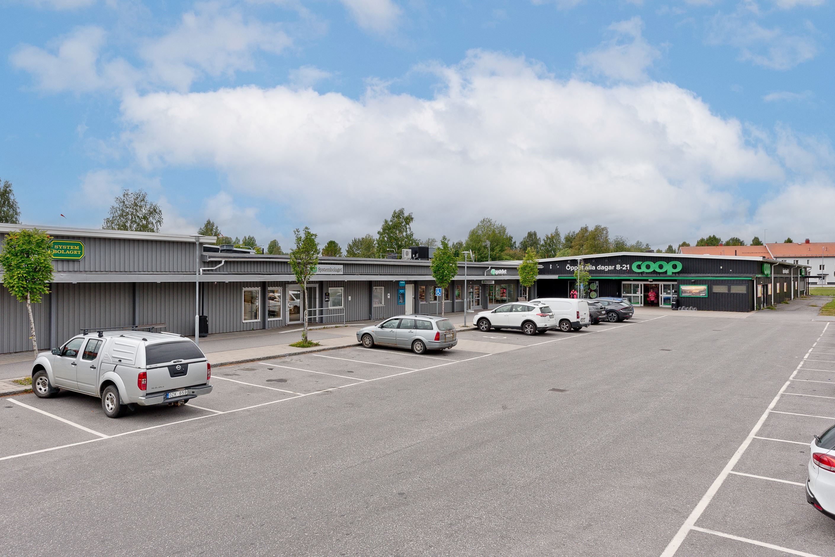 Närhet till systembolag, apotek och Coop