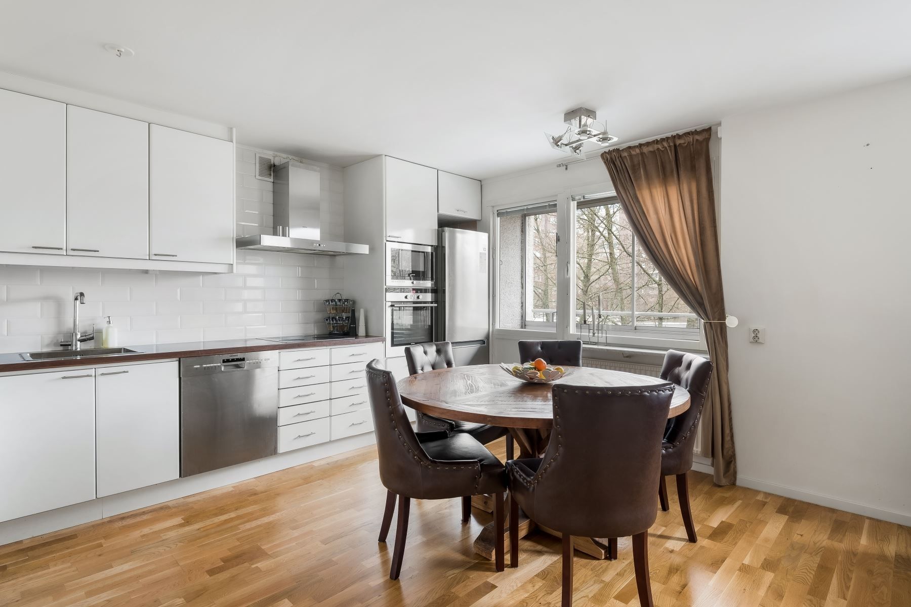 Plats för minst 6 personer