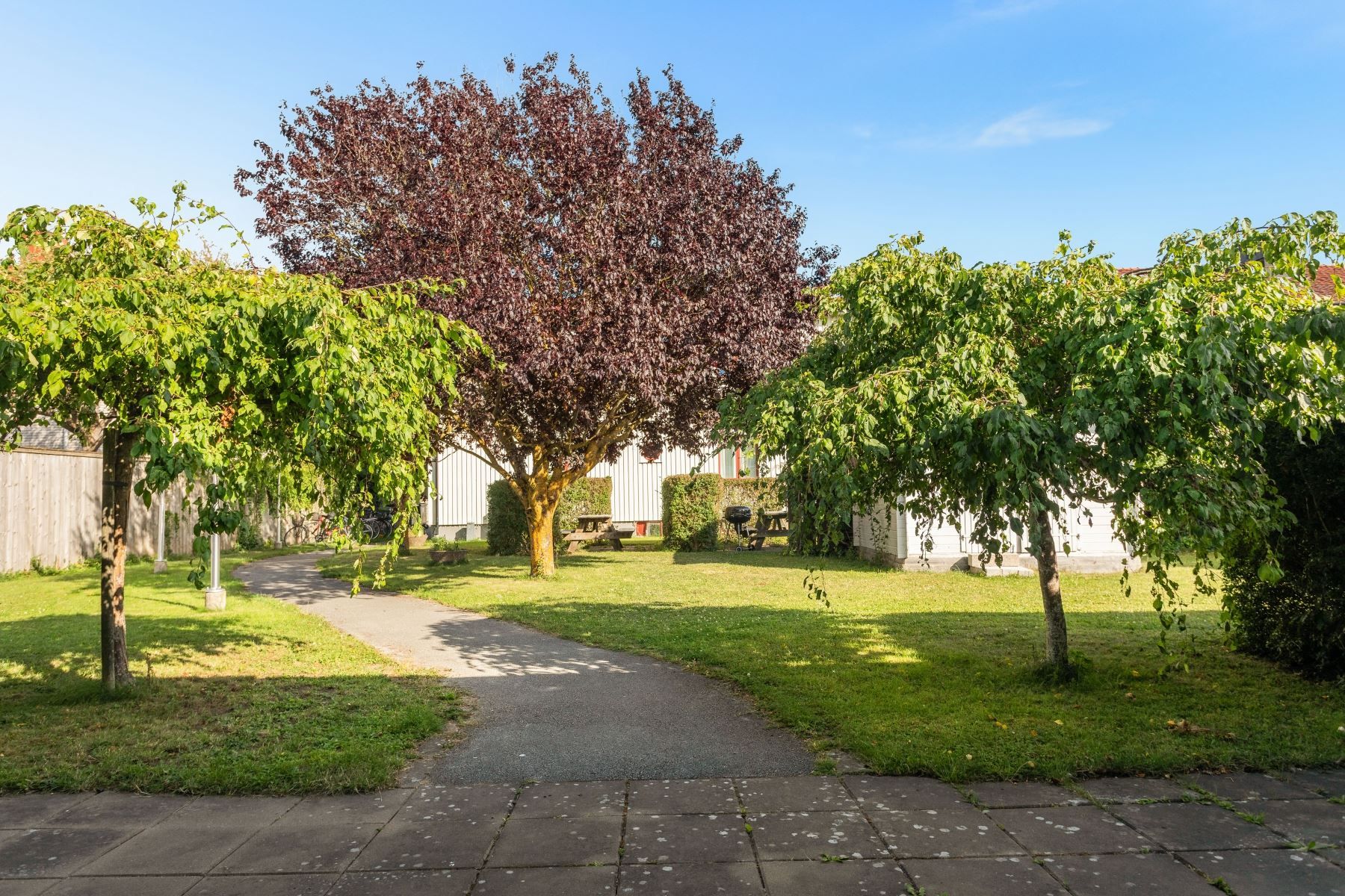 Utsikt mot innergård