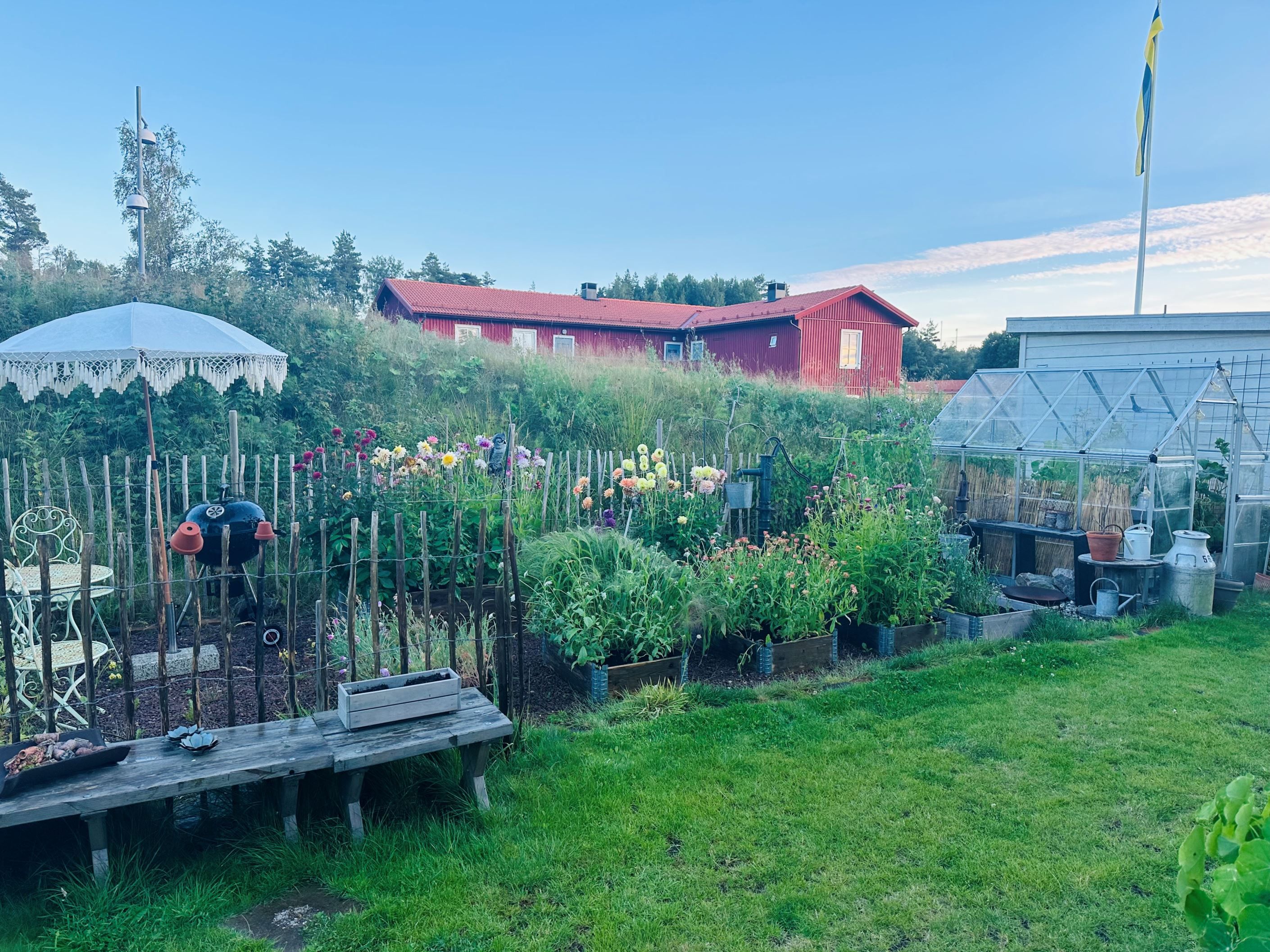 Säljarens egna bild örtträdgård 2