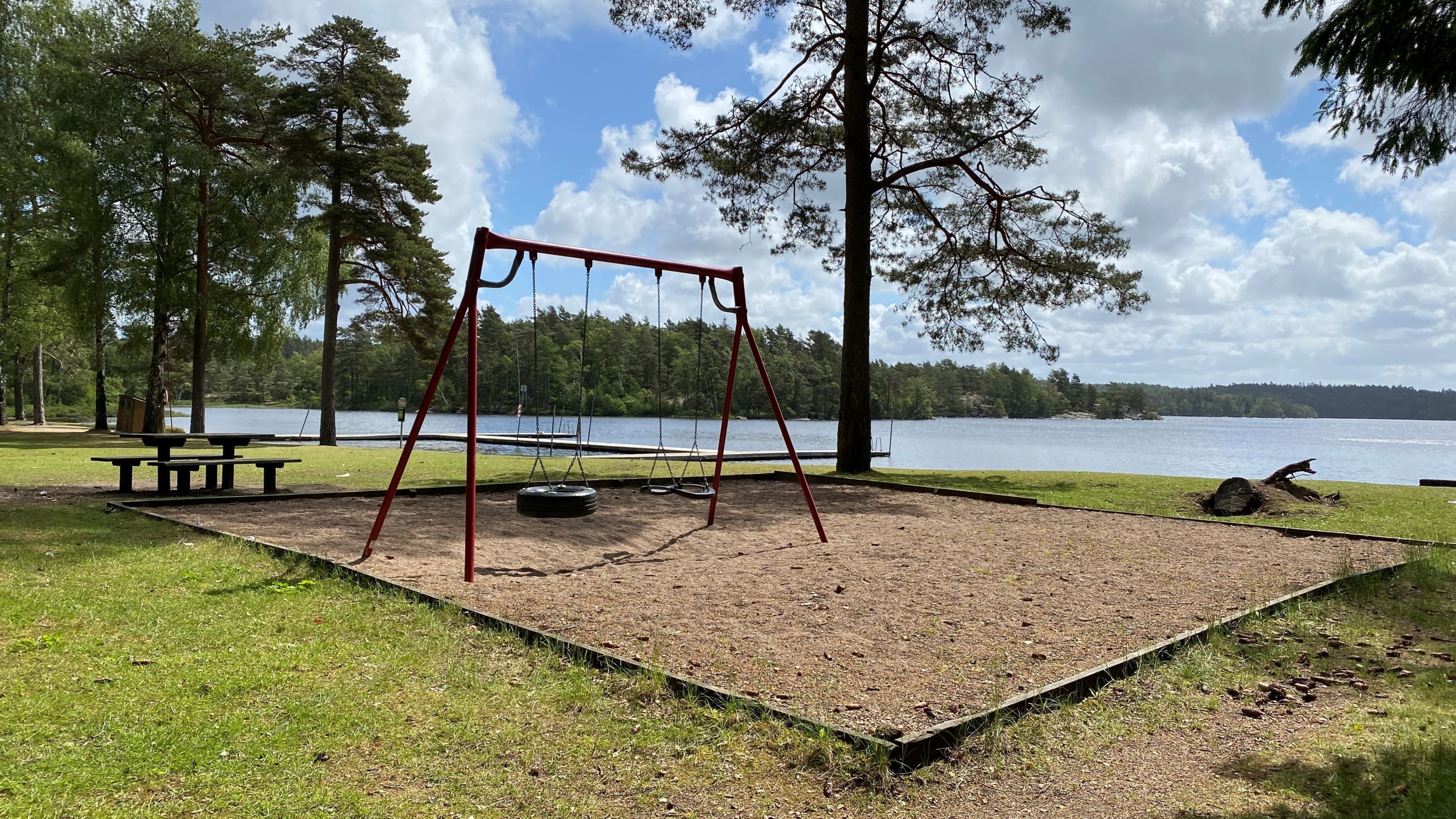 Gungställning, perfekt för de yngre badkrukorna