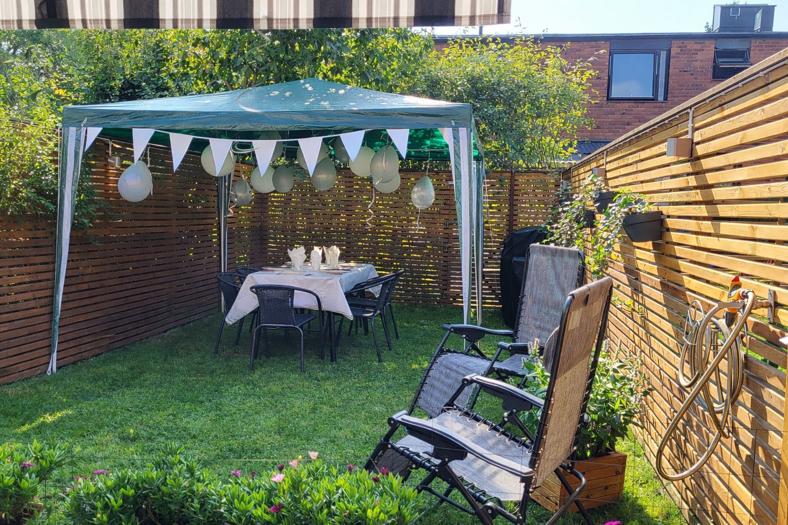 Trädgård sommar, säljarens bild