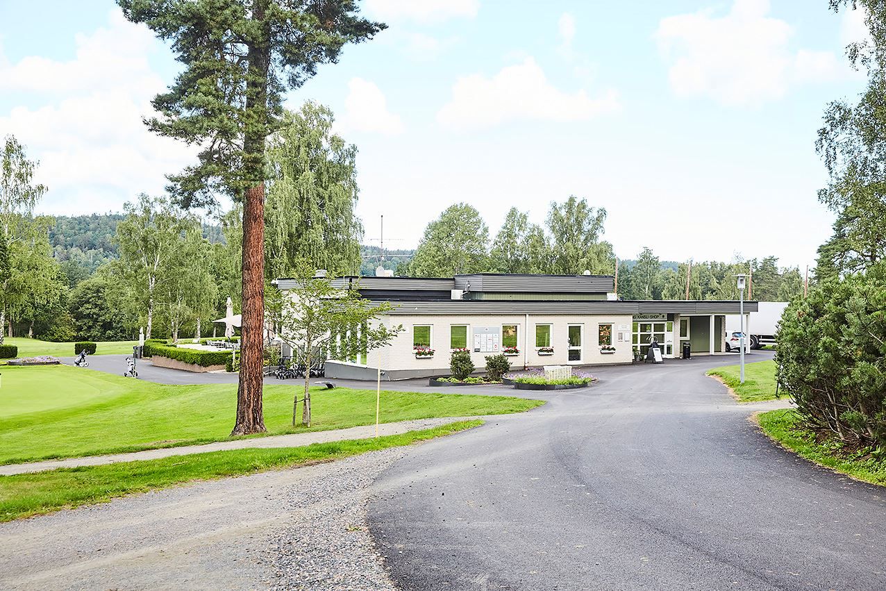 Granne med hål nr 14 på Jönköpings Golfklubb