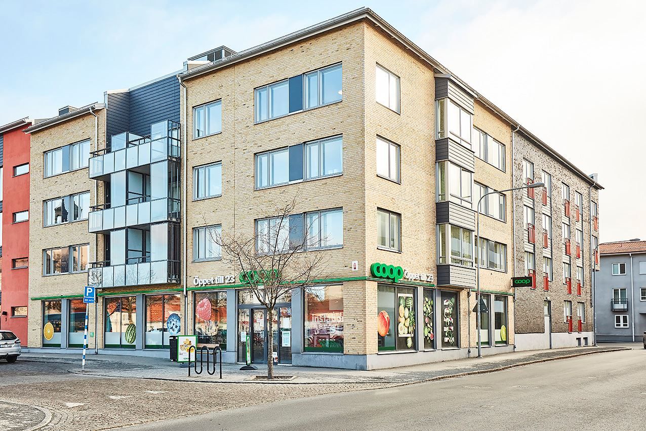 Coop och intilliggande busshållsplats