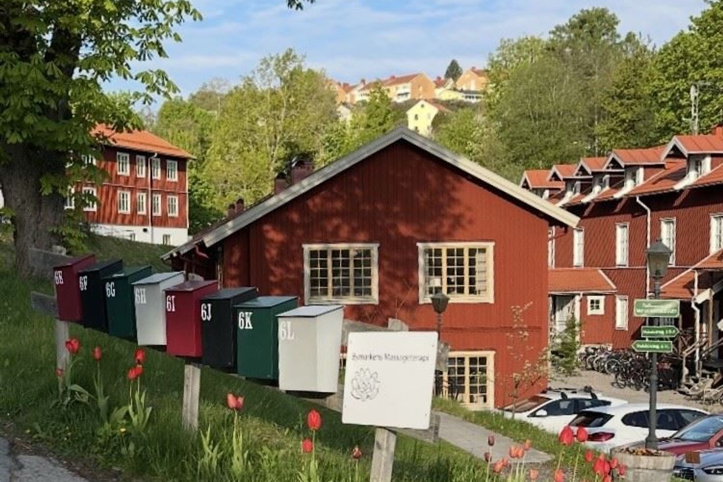 Blomster och pittoreska miljön