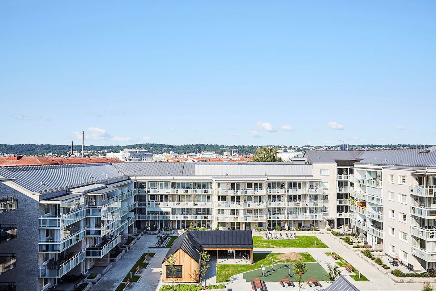 Utsikt från stora takterrassen!