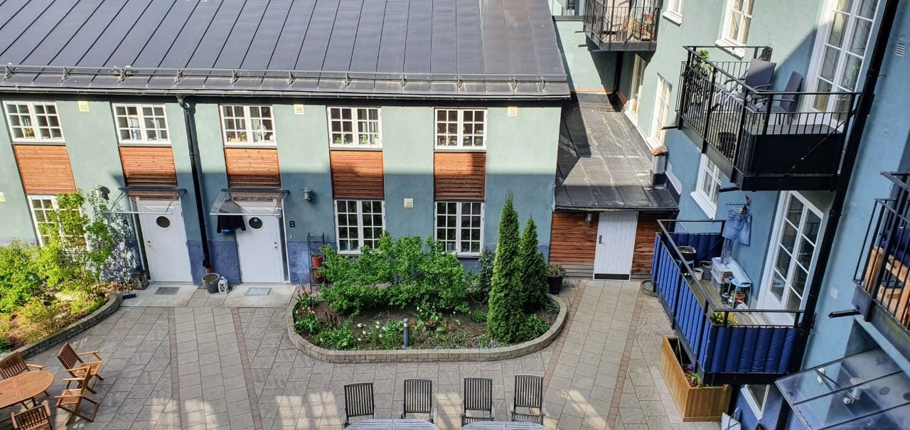 Privat bild på innergård