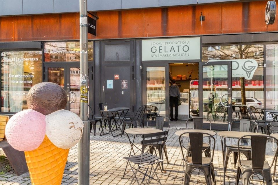 Populära glassbaren vid Signalfabriken