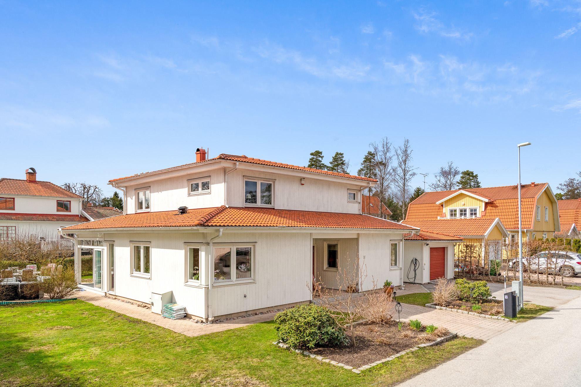 Varmt välkommen till Ängsstigen 5!