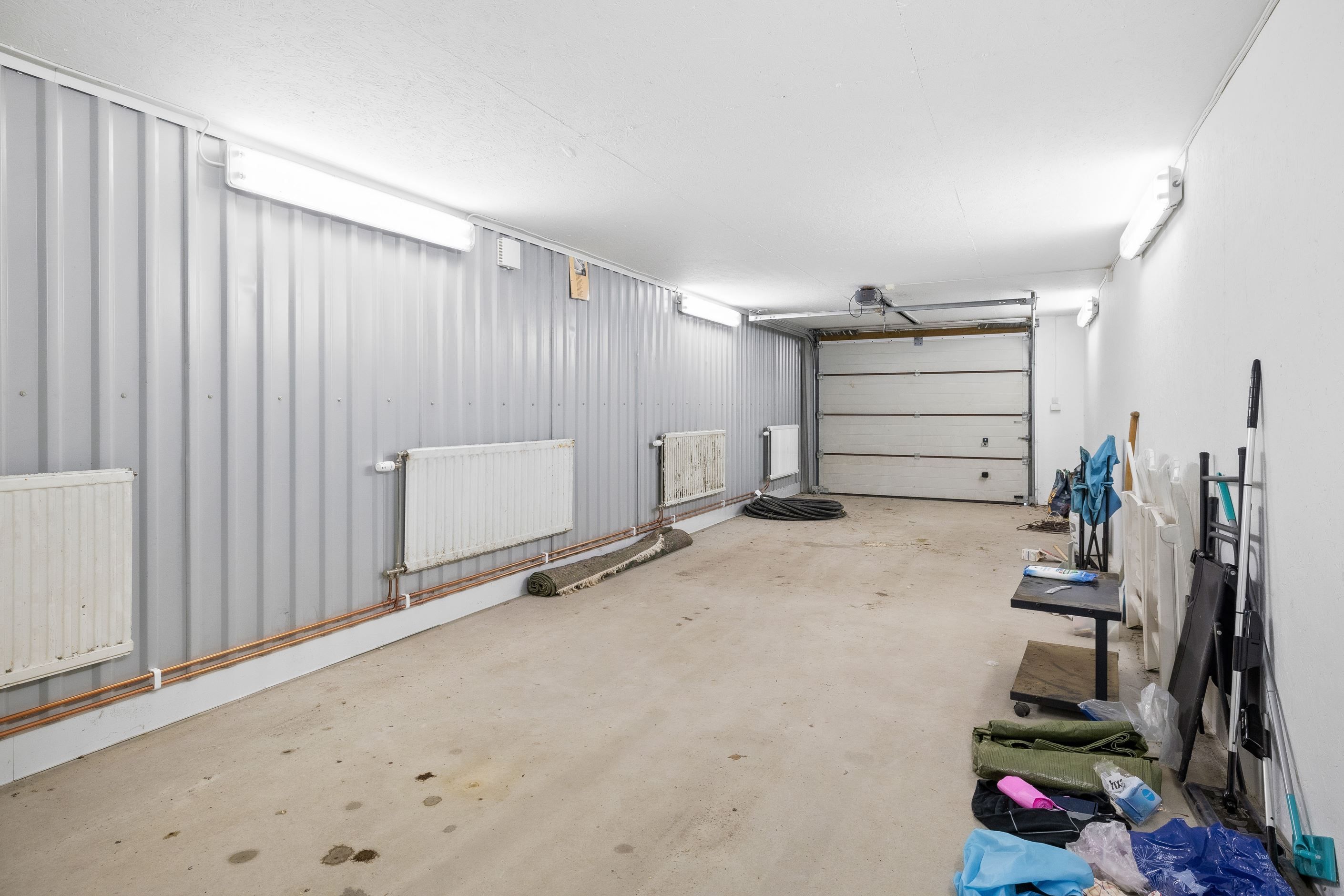 Stort garage