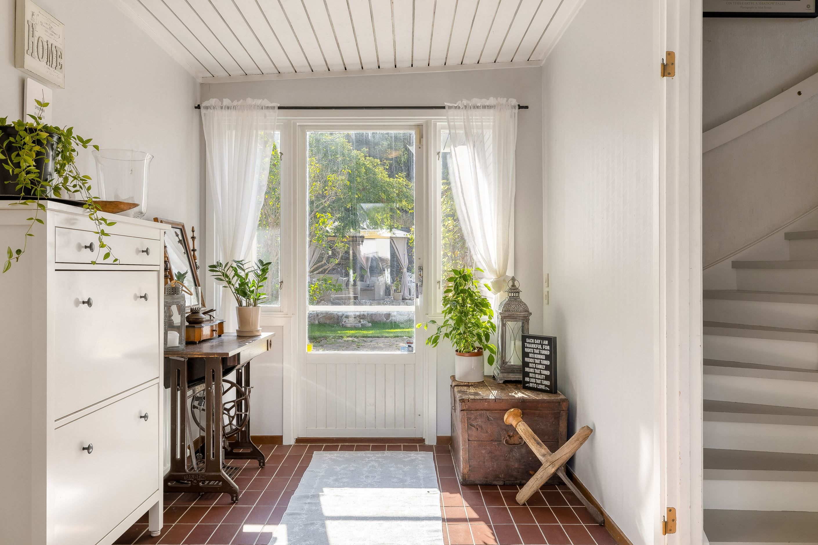 Utgång till baksidan