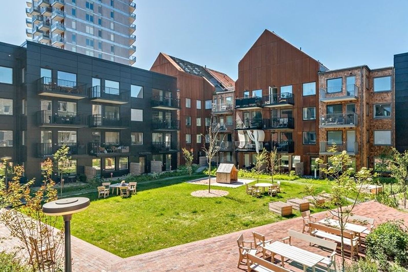 Fasad mot innergård