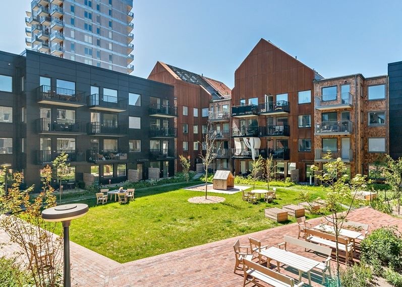 Fasad mot innergård
