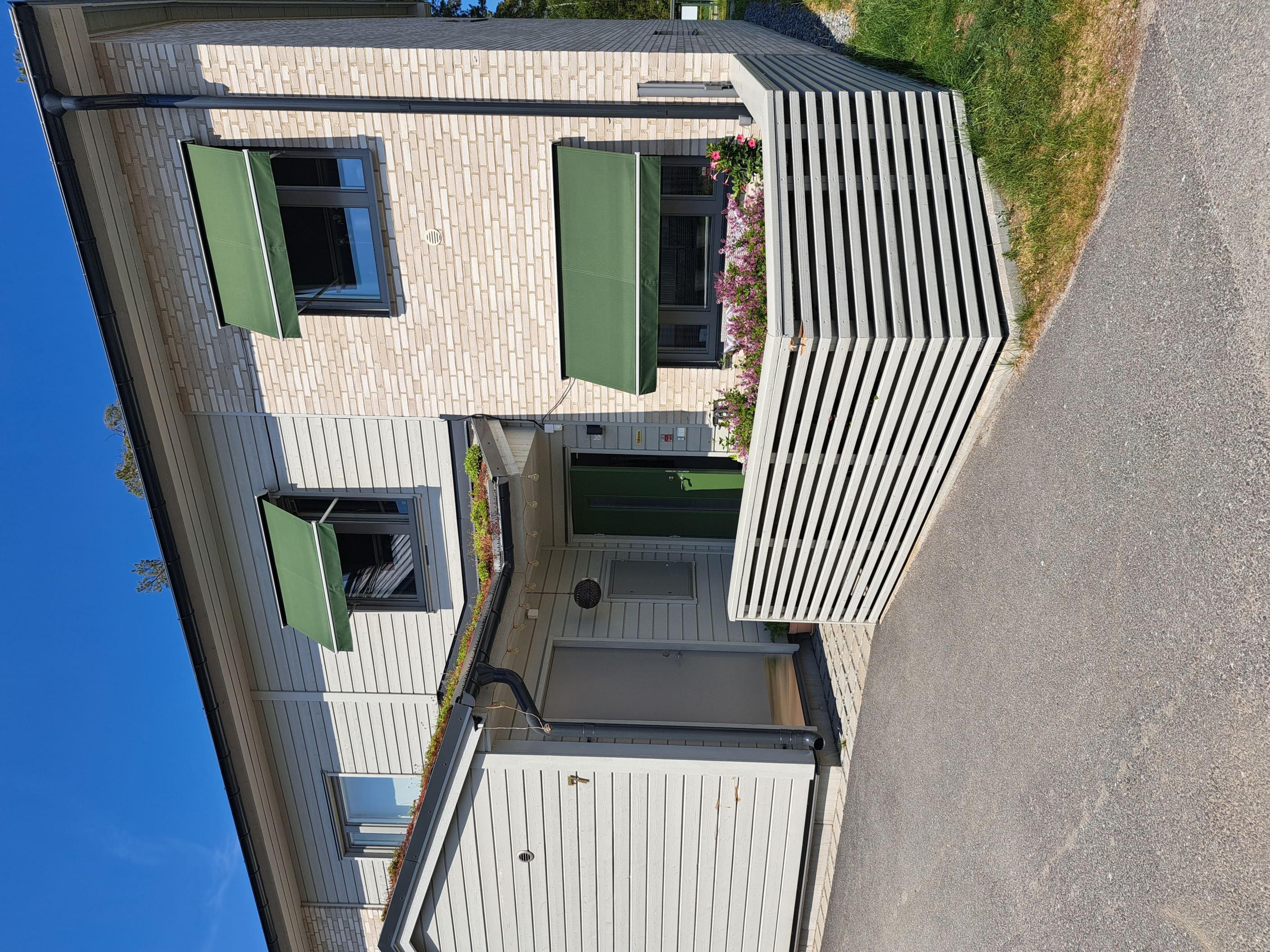 Säljarens sommarbild, uteplats