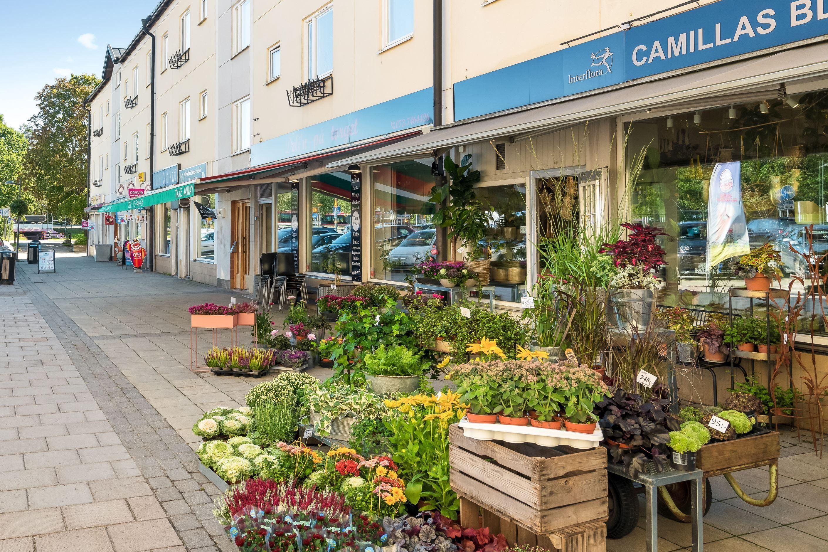 Blomsterhandel vid Trollbäckens Centrum